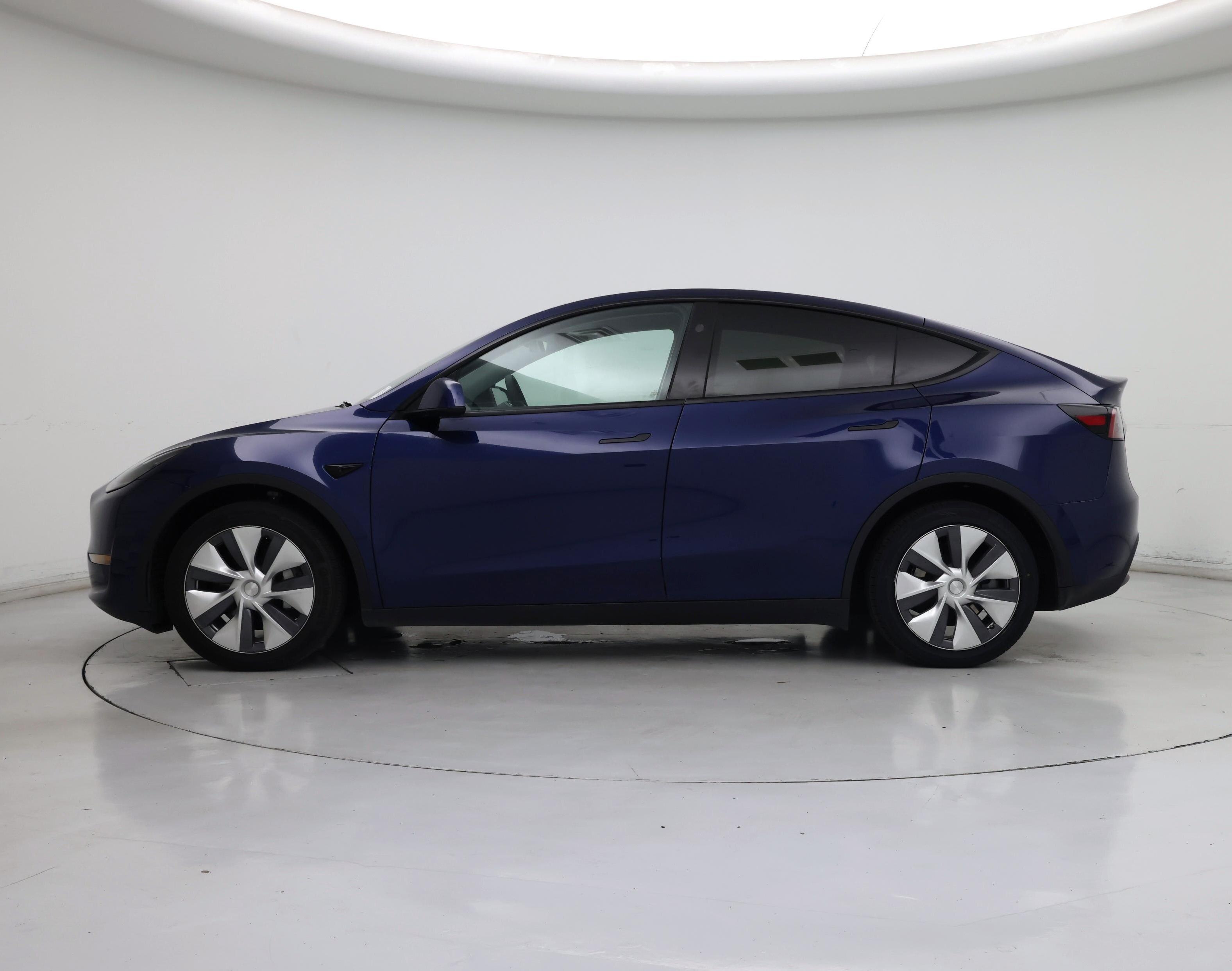 Thumbnail: 2024 Tesla Model Y - 3