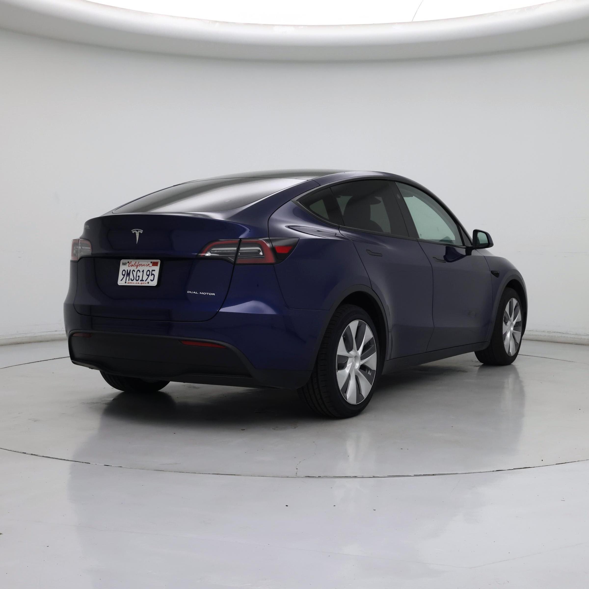 Thumbnail: 2024 Tesla Model Y - 8