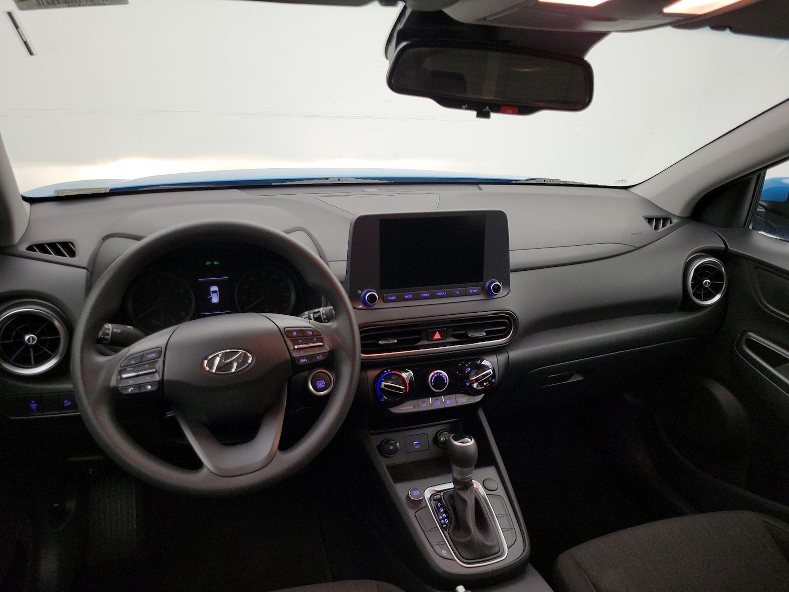 2023 Hyundai Kona SEL - Photo 10