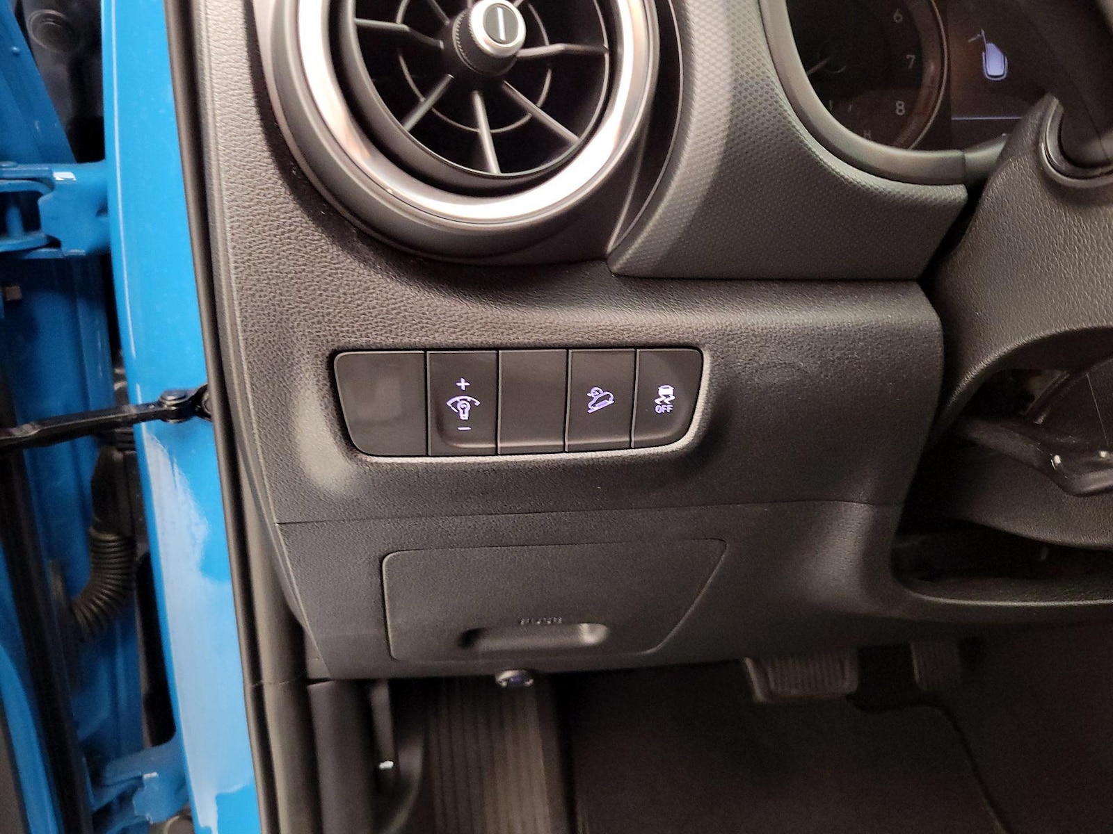2023 Hyundai Kona SEL - Photo 14