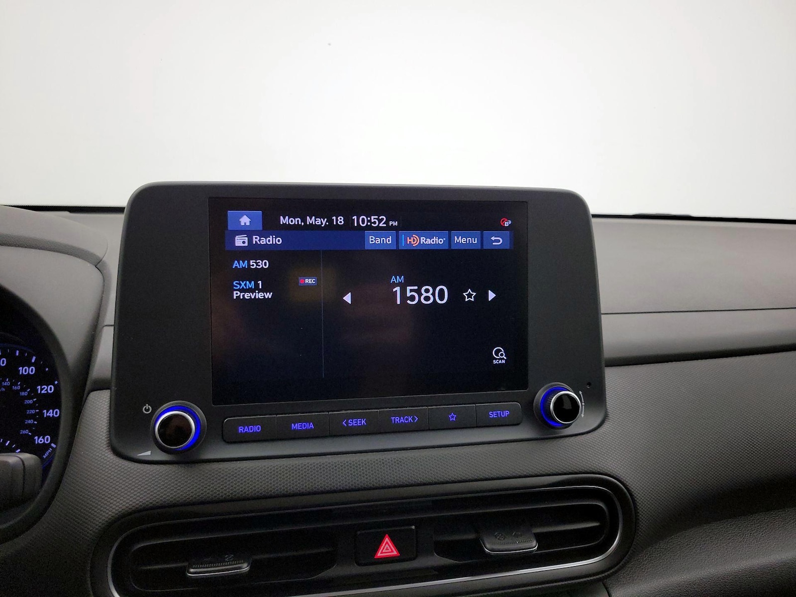 2023 Hyundai Kona SEL - Photo 16