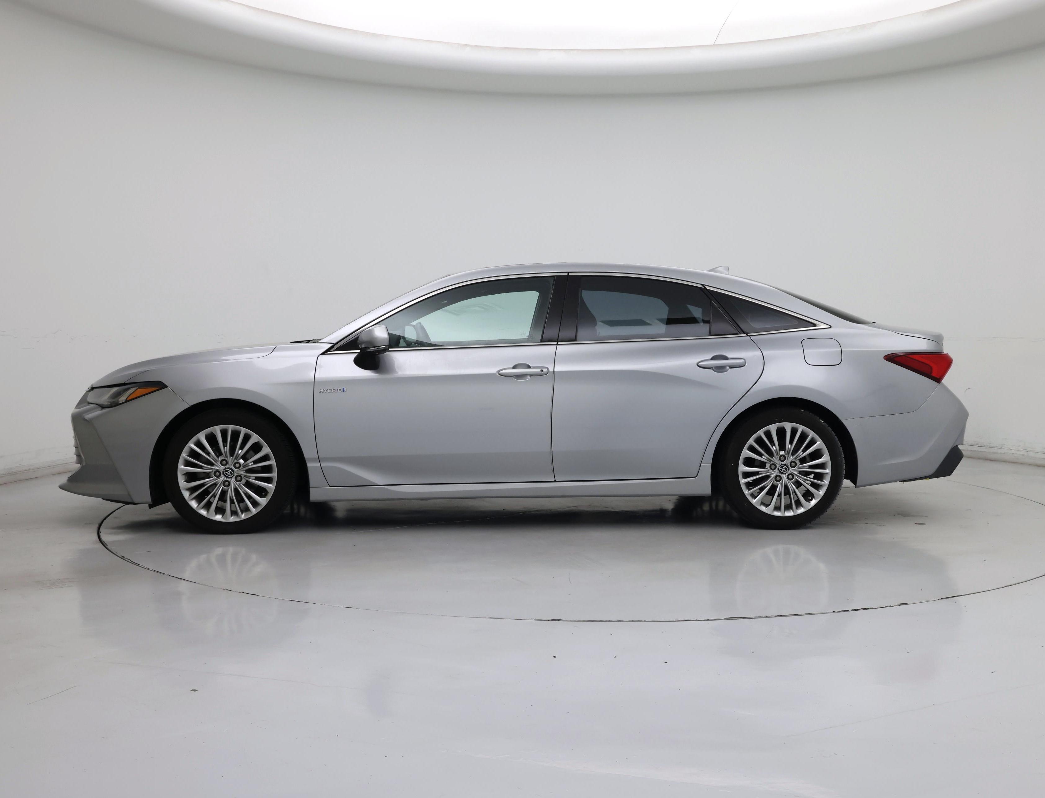Thumbnail: 2020 Toyota Avalon - 3