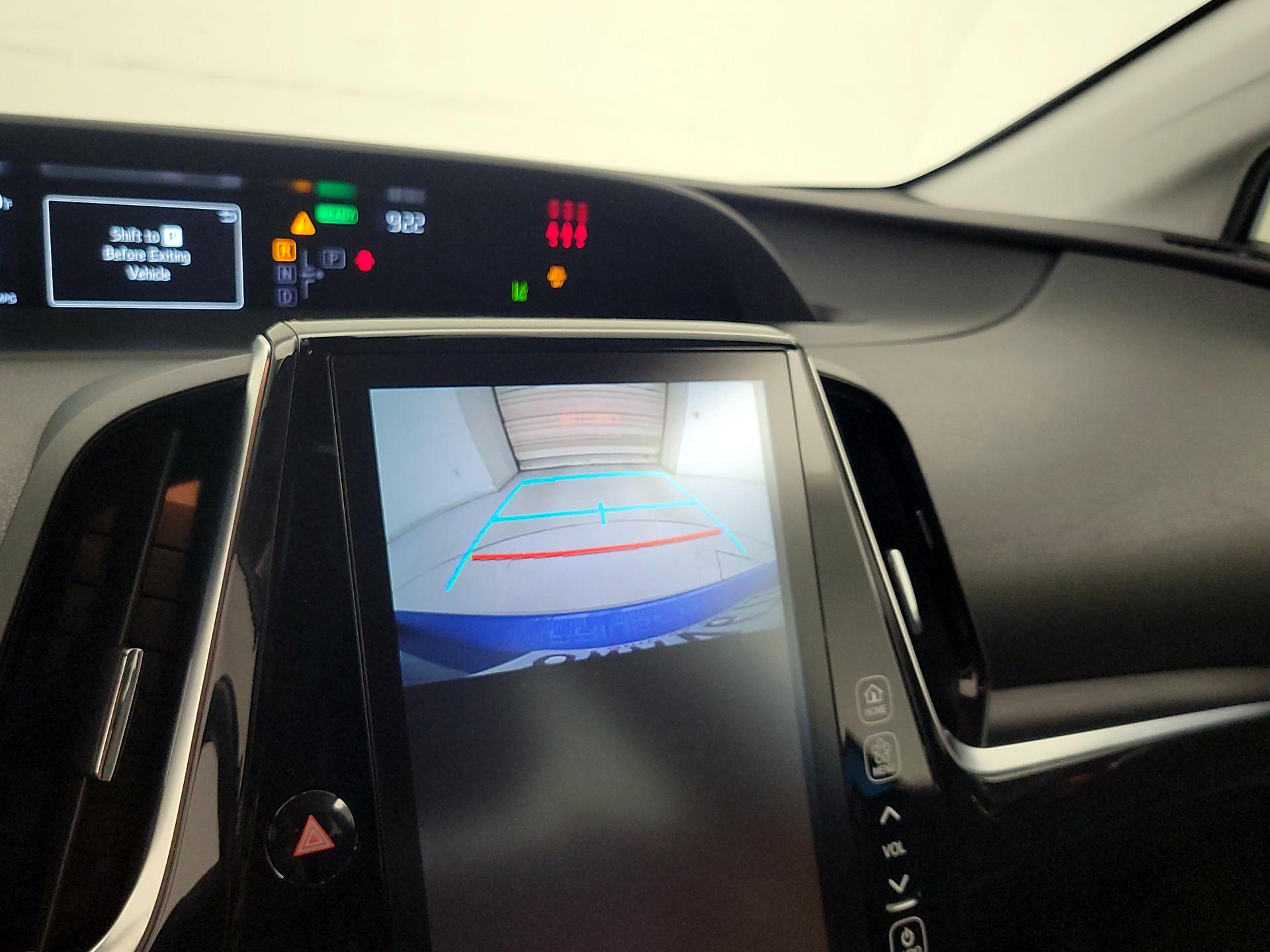 Thumbnail: 2021 Toyota Prius Prime - 14