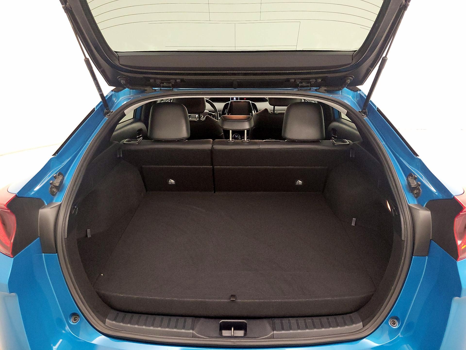 Thumbnail: 2021 Toyota Prius Prime - 19