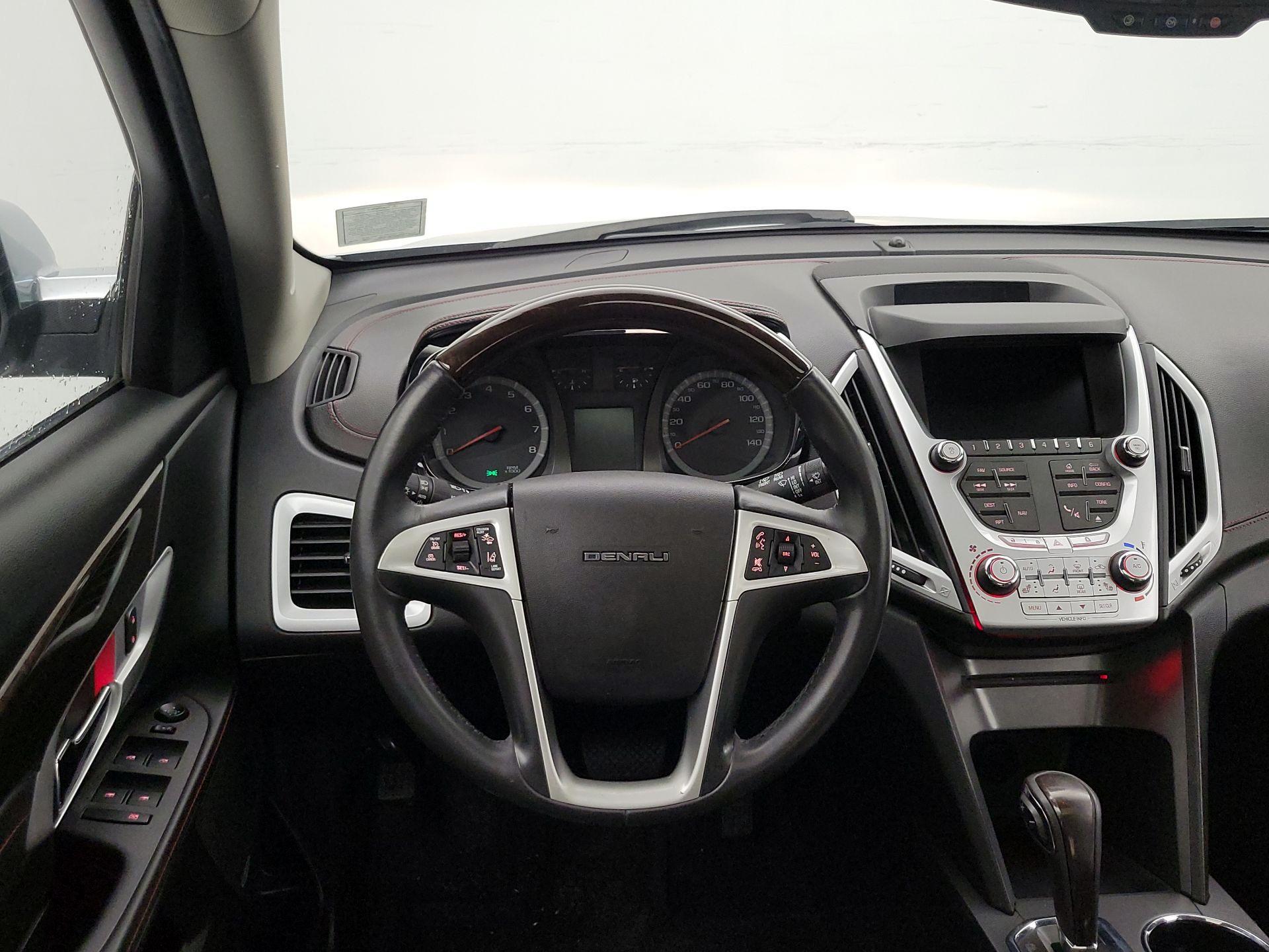 Thumbnail: 2015 GMC Terrain - 10