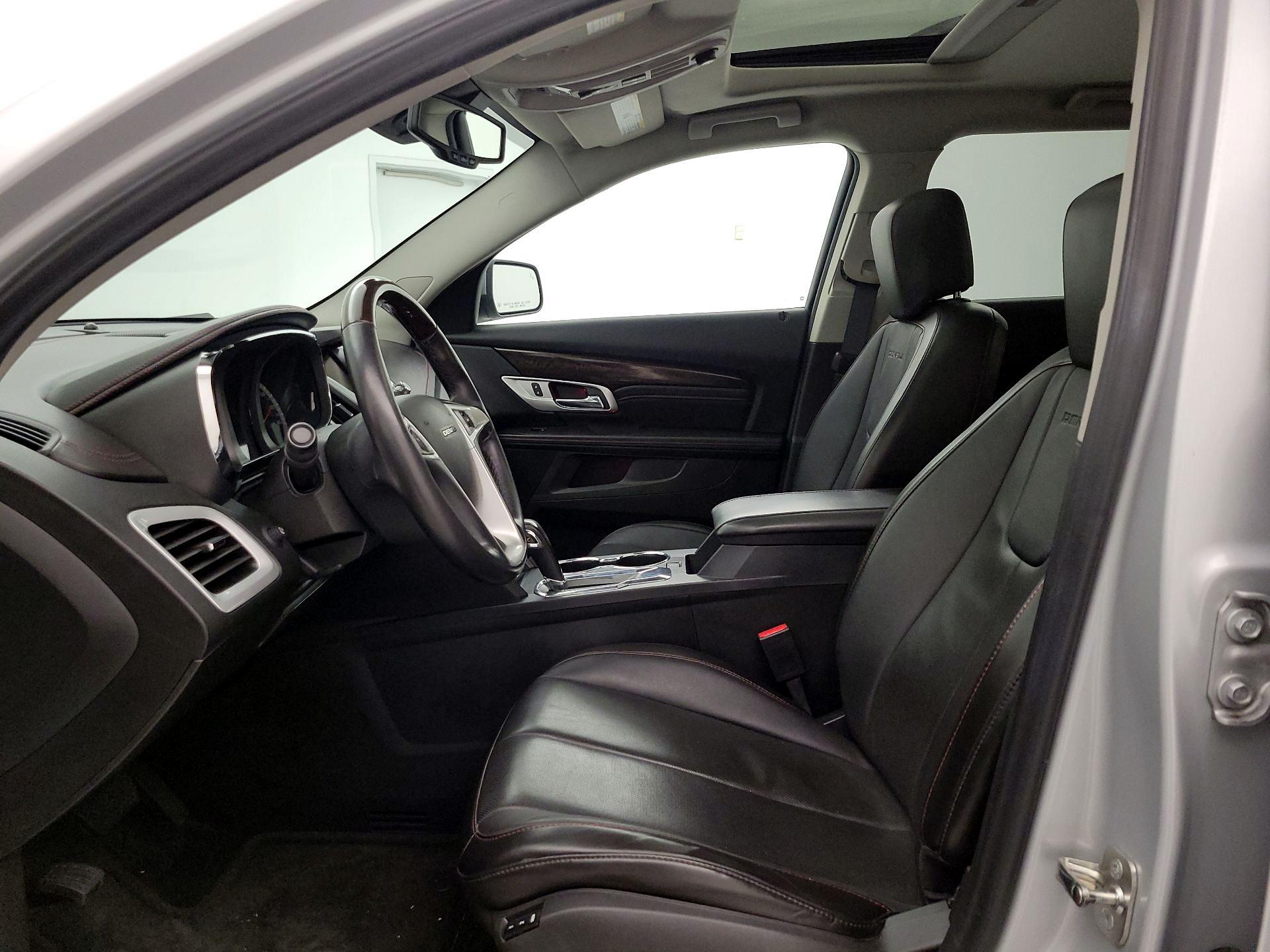 Thumbnail: 2015 GMC Terrain - 11