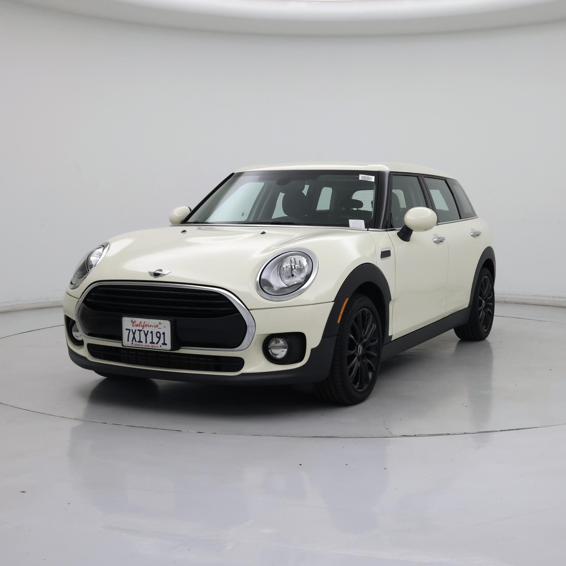 Thumbnail: 2017 MINI Cooper Clubman - 4