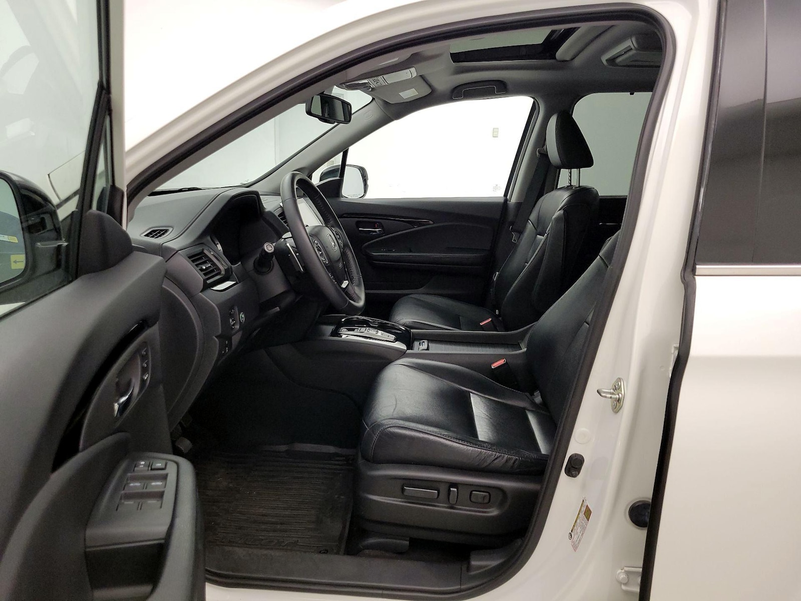 2017 Honda Pilot Touring - Photo 12