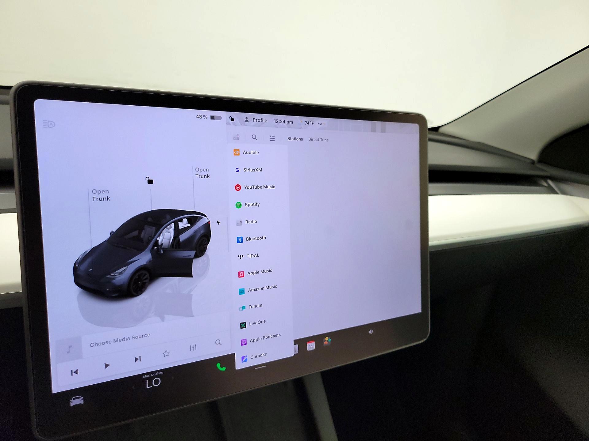 Thumbnail: 2023 Tesla Model Y - 15