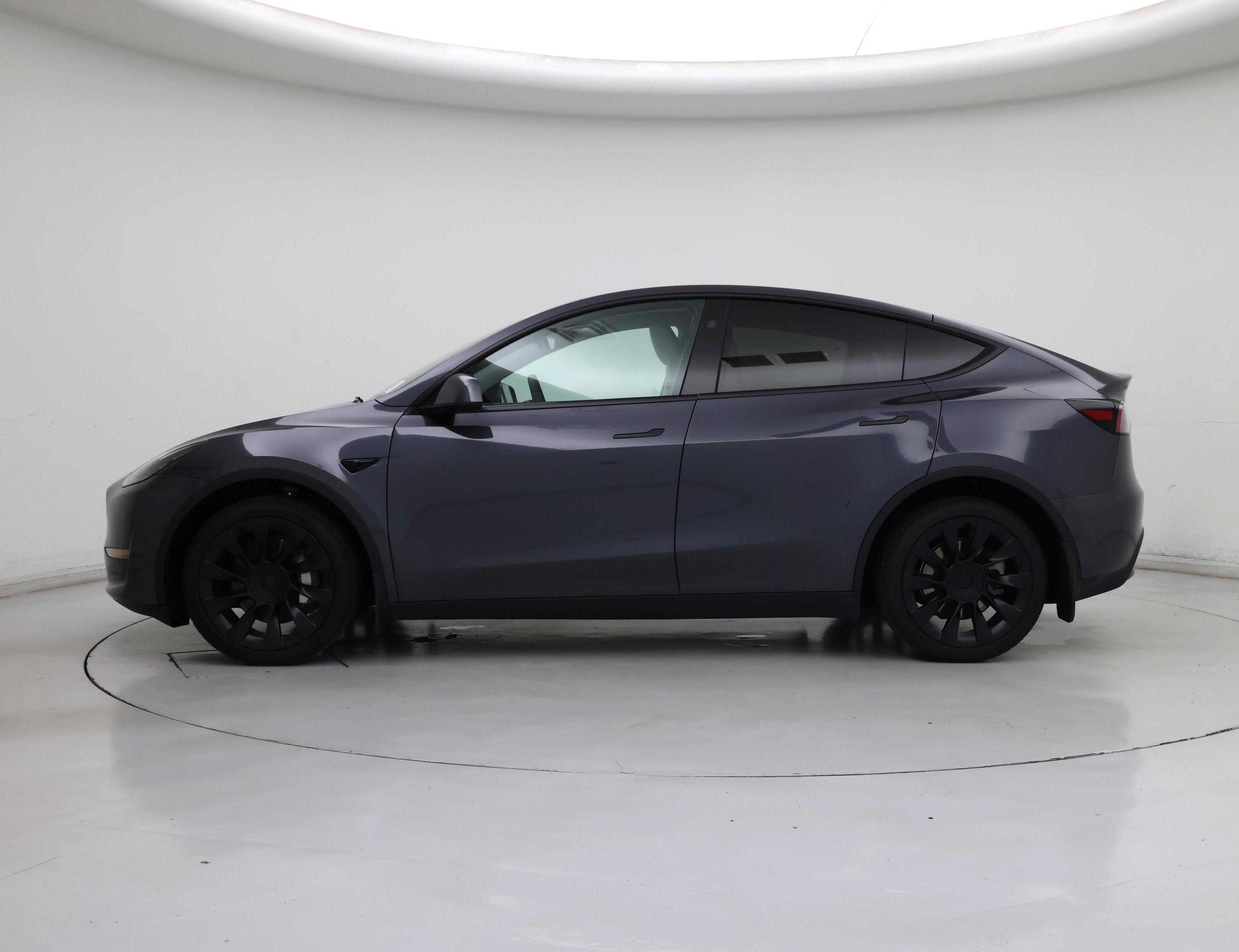 Thumbnail: 2023 Tesla Model Y - 3