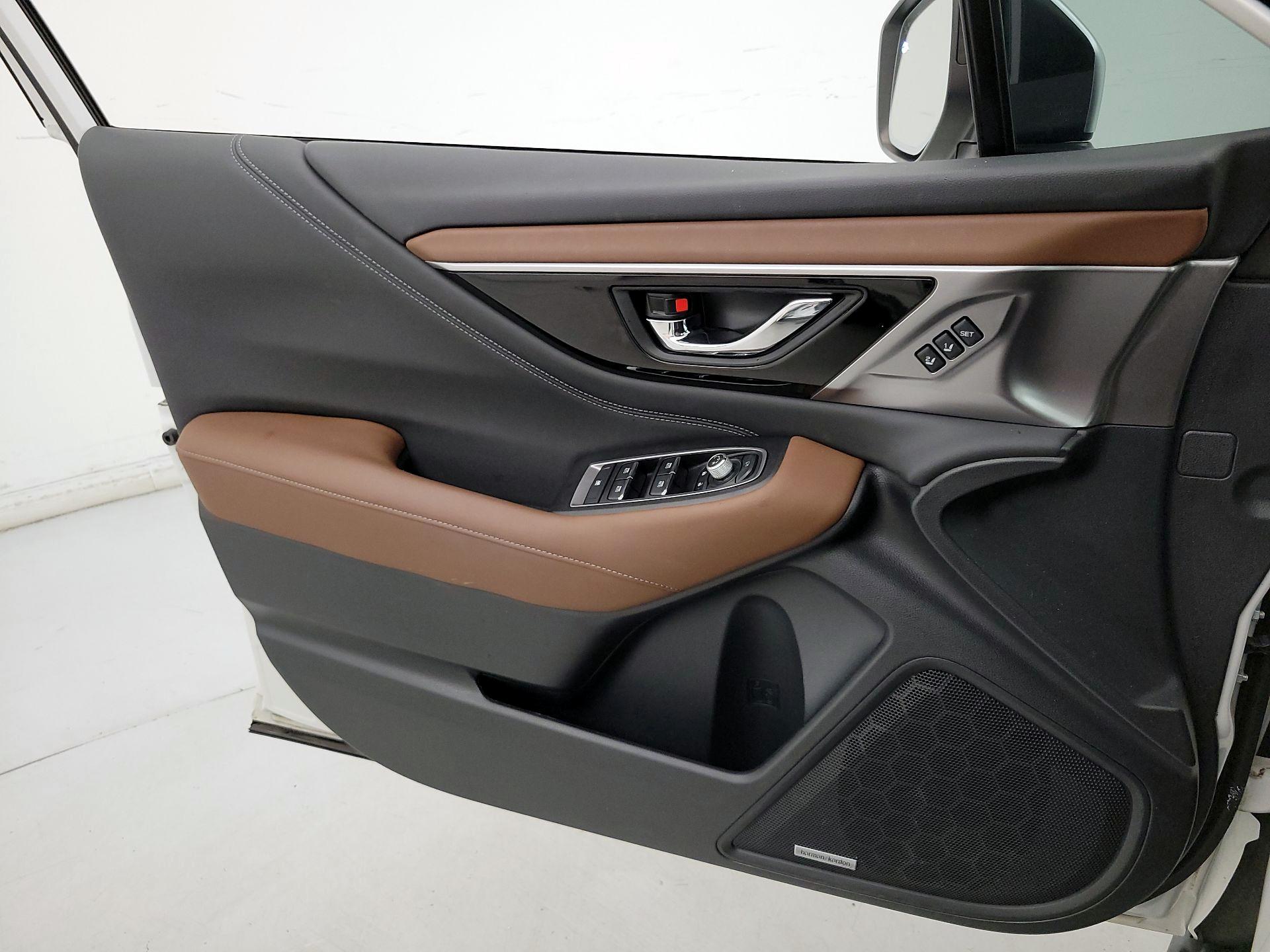 Thumbnail: 2022 Subaru Outback - 12