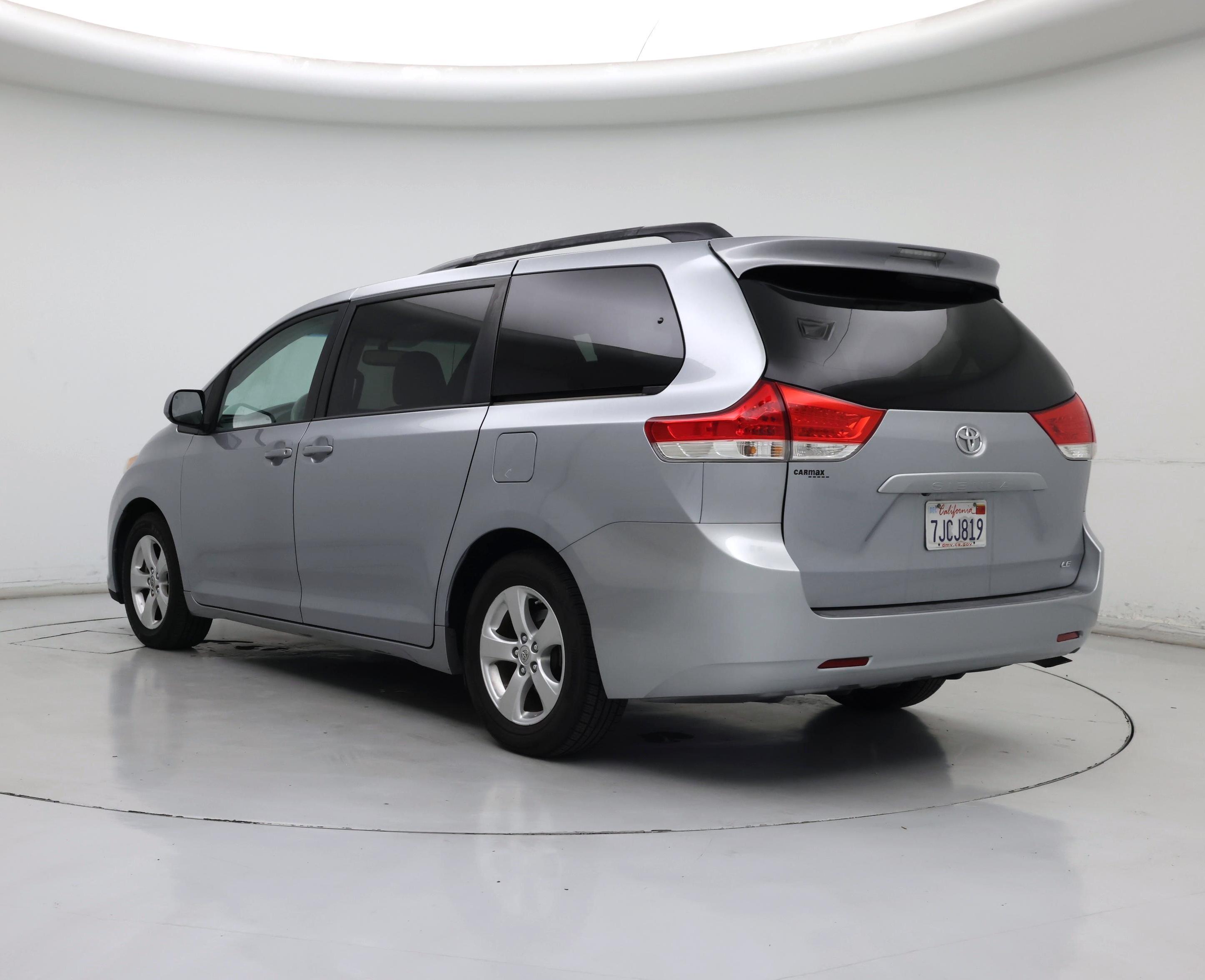 Thumbnail: 2014 Toyota Sienna - 2