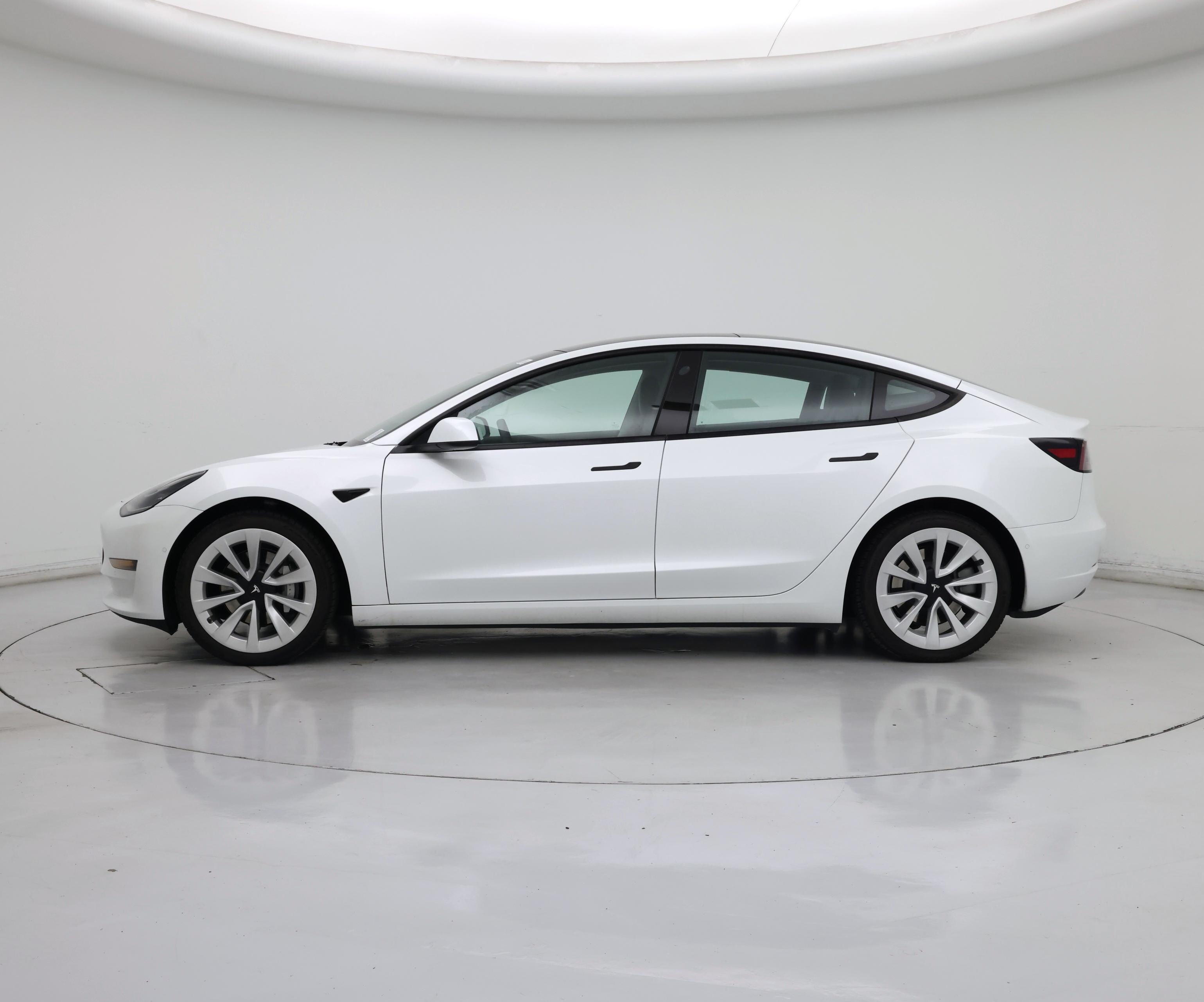 Thumbnail: 2022 Tesla Model 3 - 3