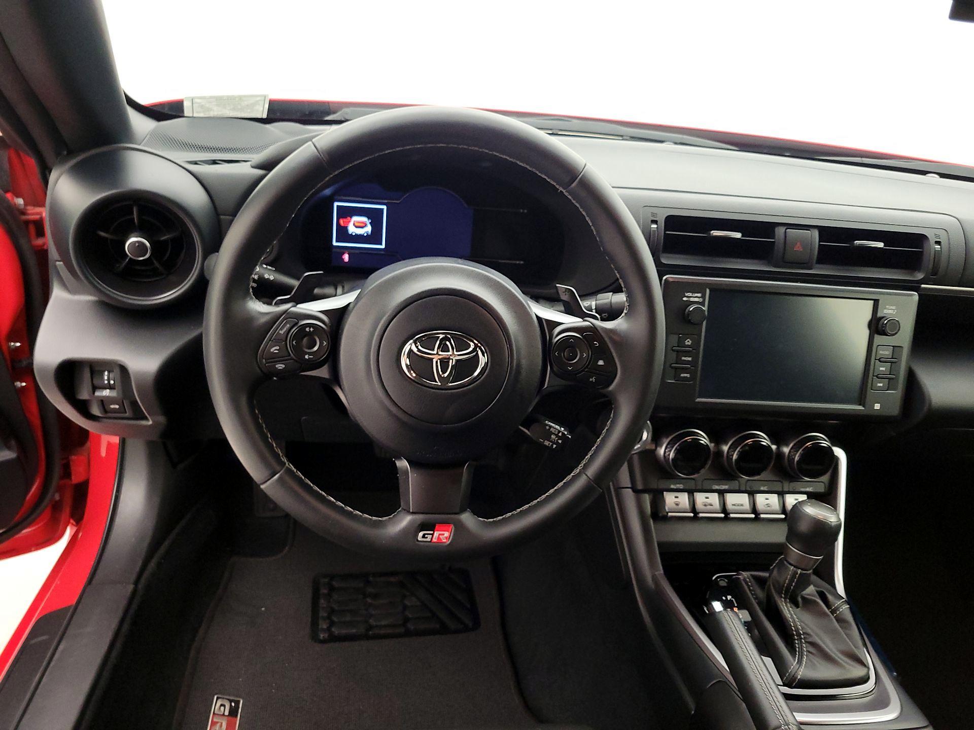 Thumbnail: 2023 Toyota GR86 - 10