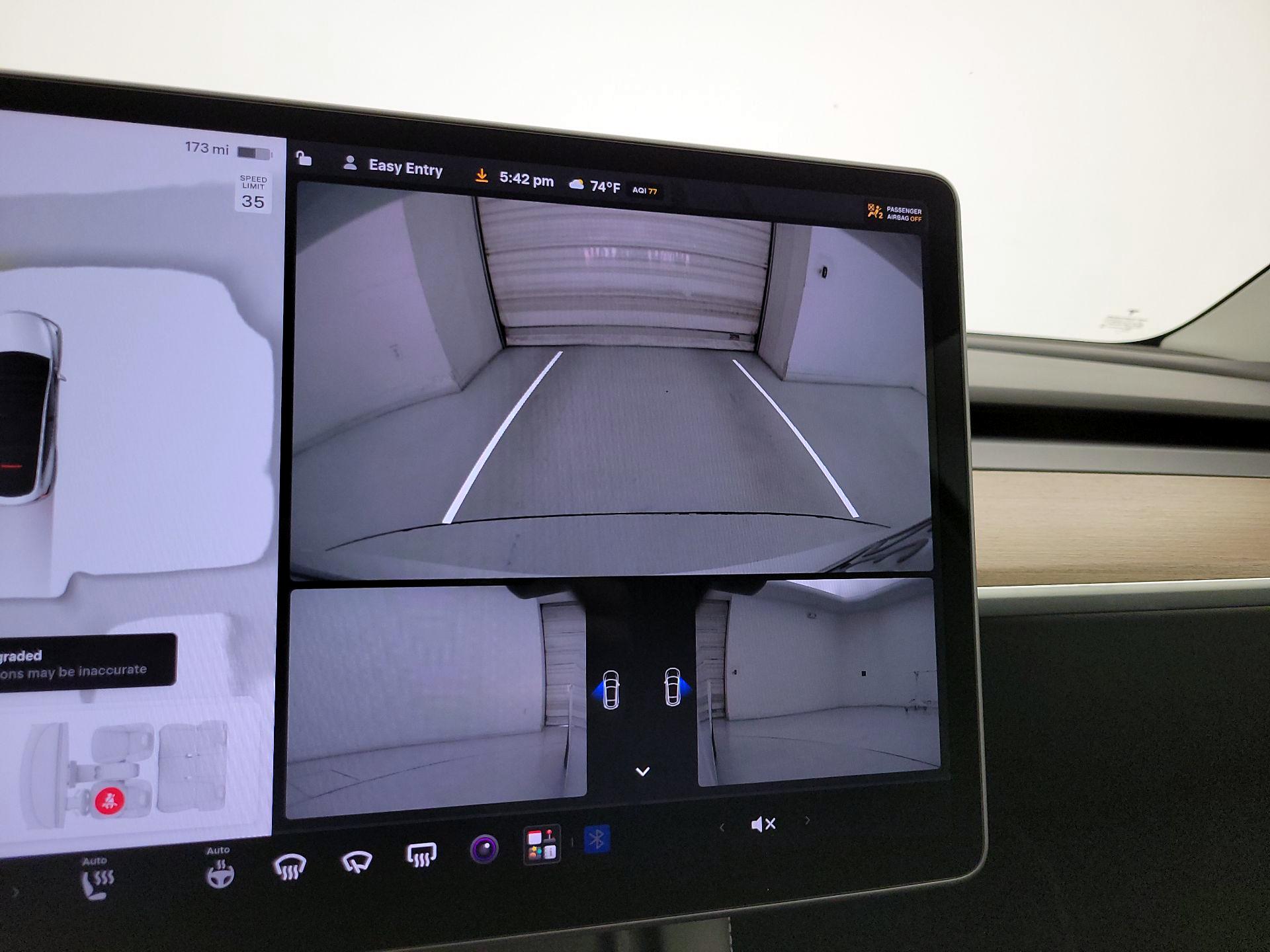 Thumbnail: 2023 Tesla Model Y - 14