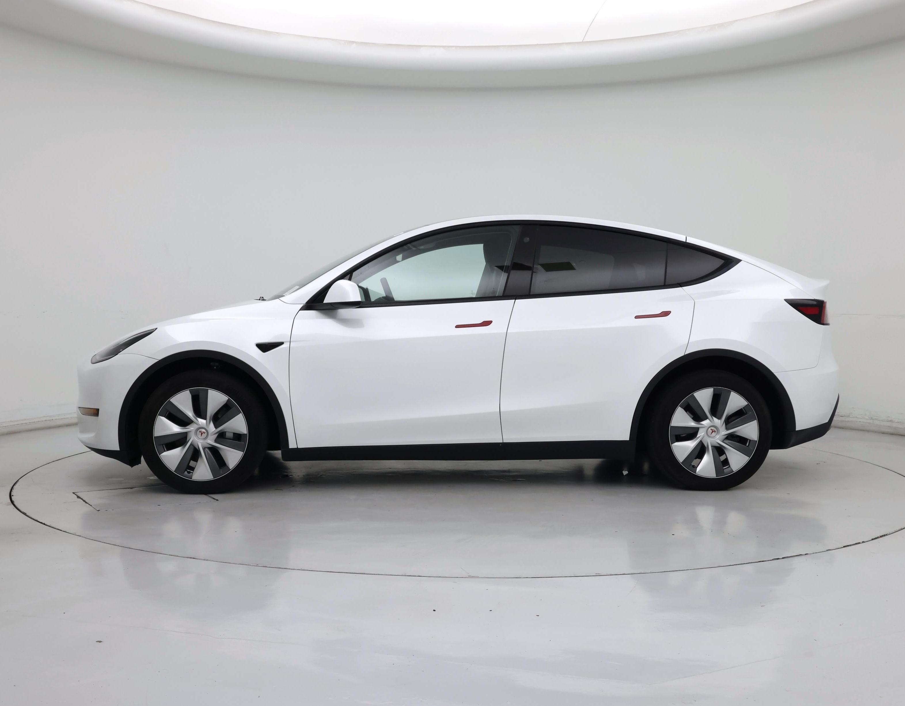 Thumbnail: 2023 Tesla Model Y - 3