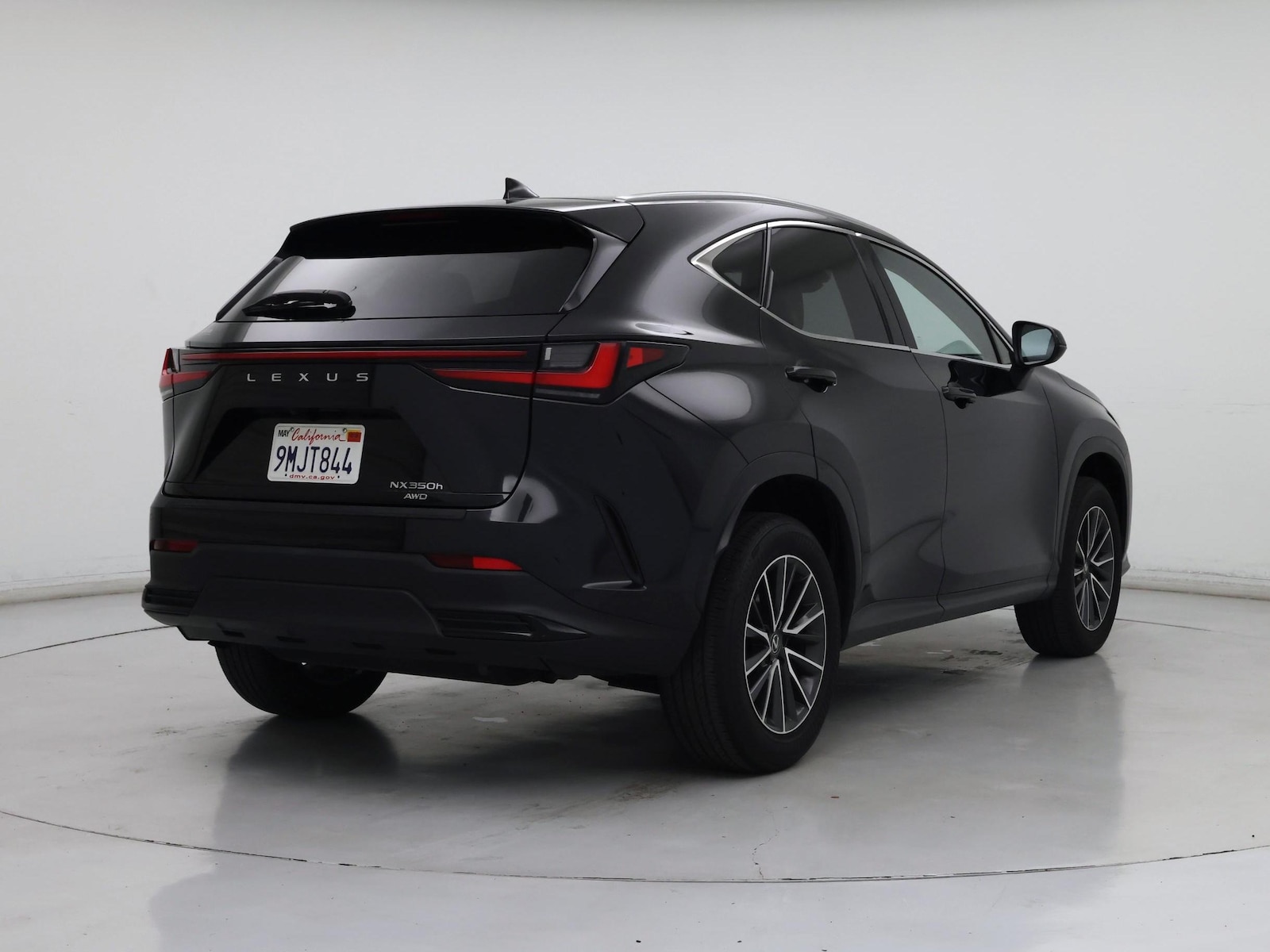 2025 Lexus NX Hybrid 350h - Photo 9