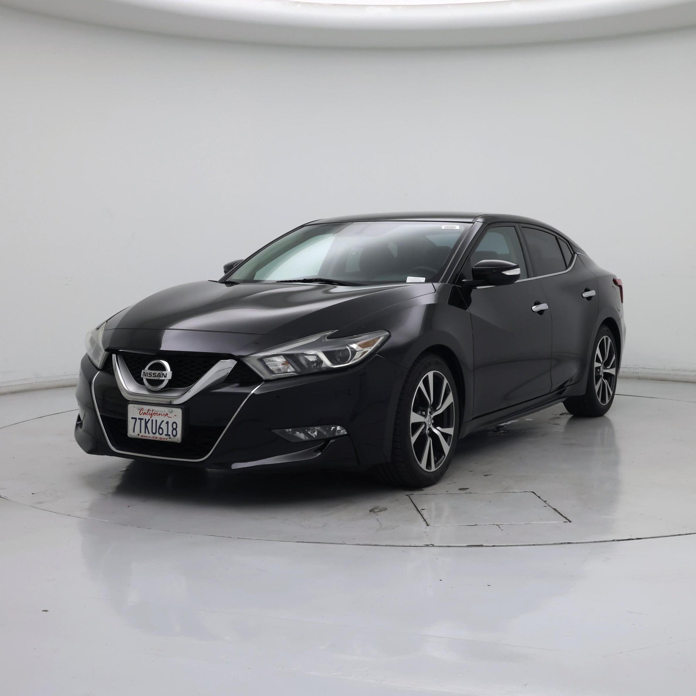 Thumbnail: 2017 Nissan Maxima - 4