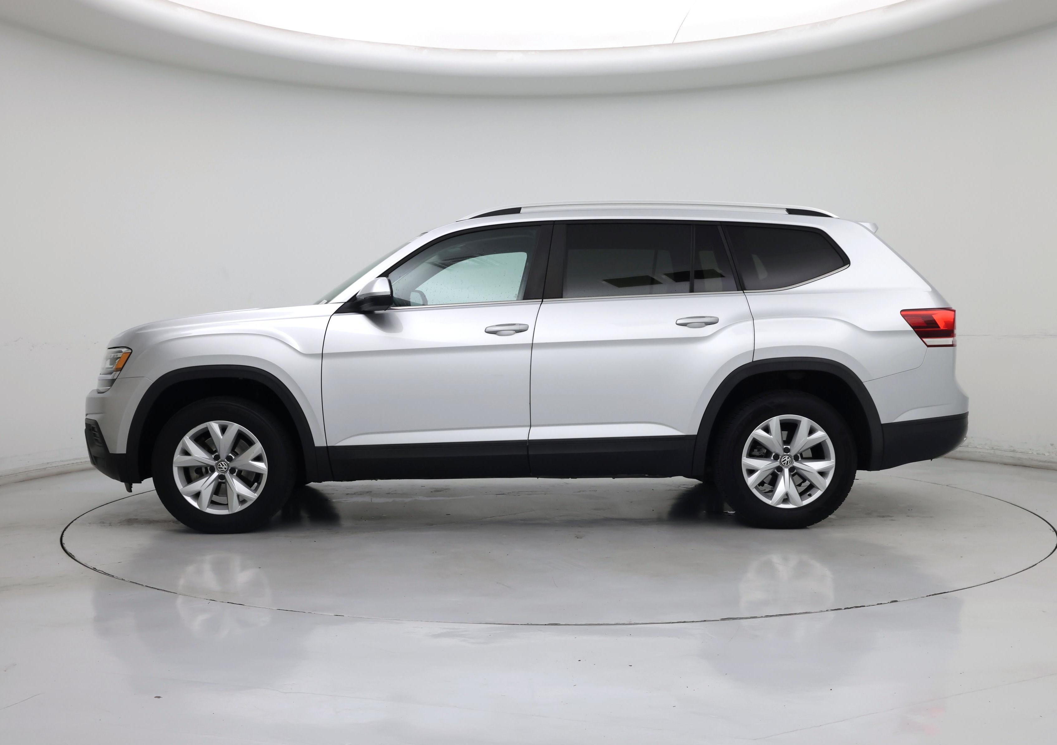 Thumbnail: 2018 Volkswagen Atlas - 3