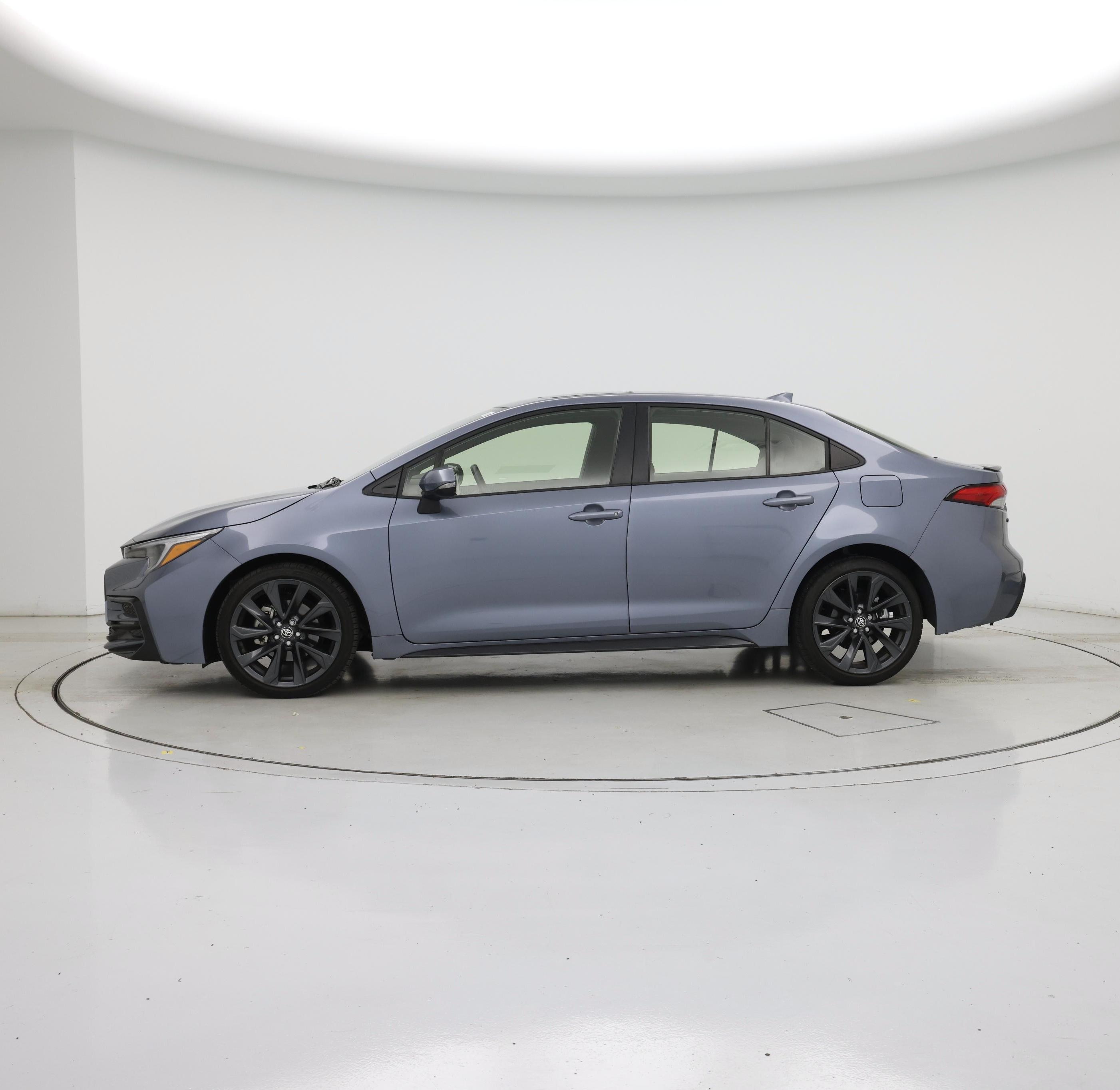 Thumbnail: 2023 Toyota Corolla - 3