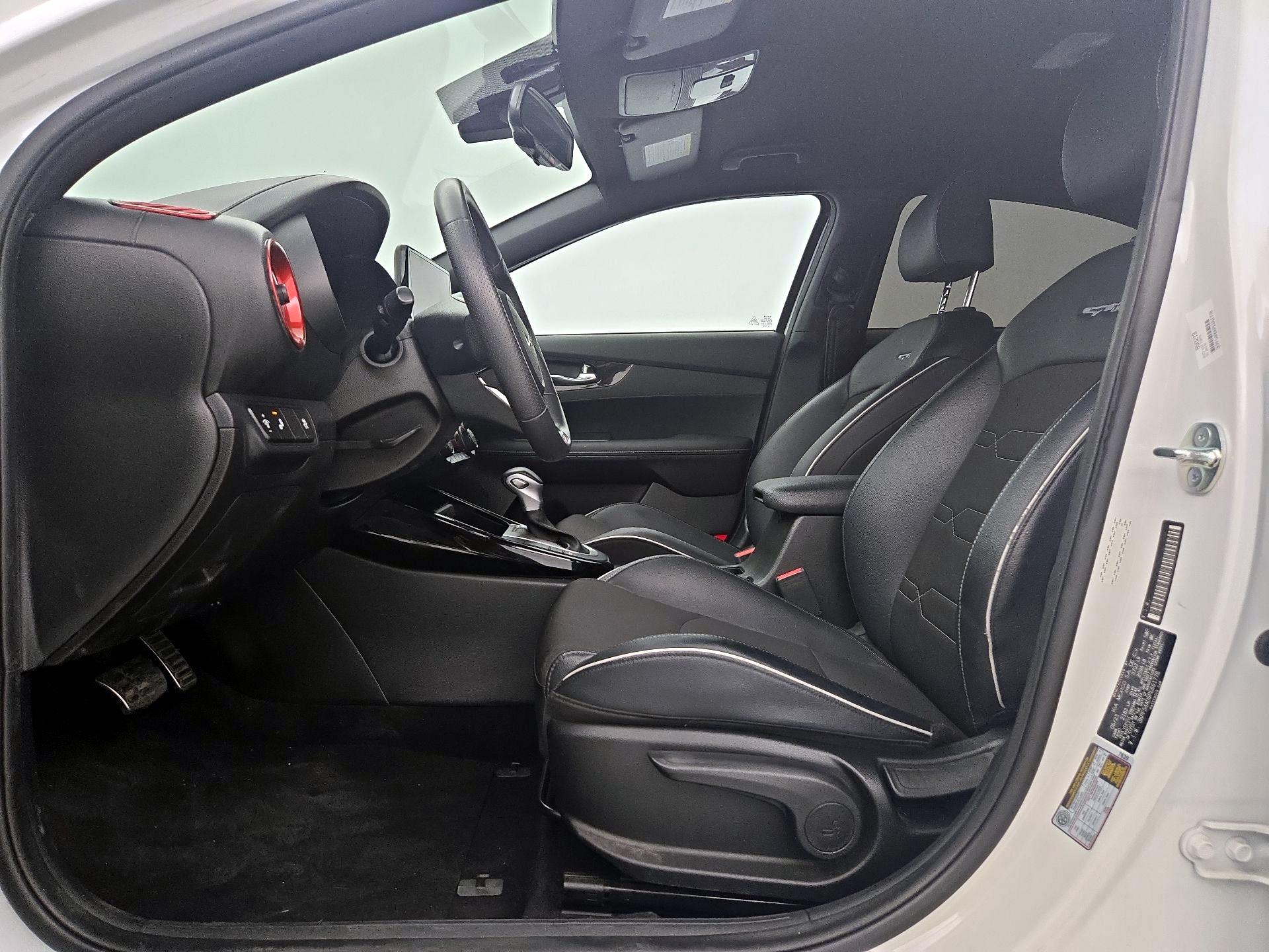 Thumbnail: 2023 Kia Forte - 11