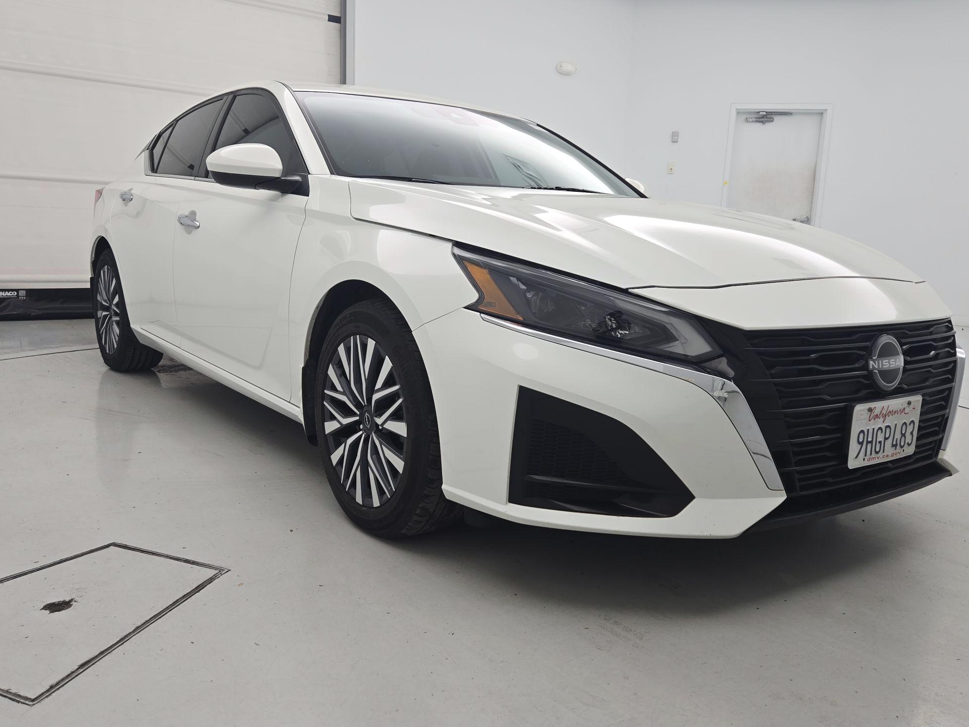 Thumbnail: 2023 Nissan Altima - 1