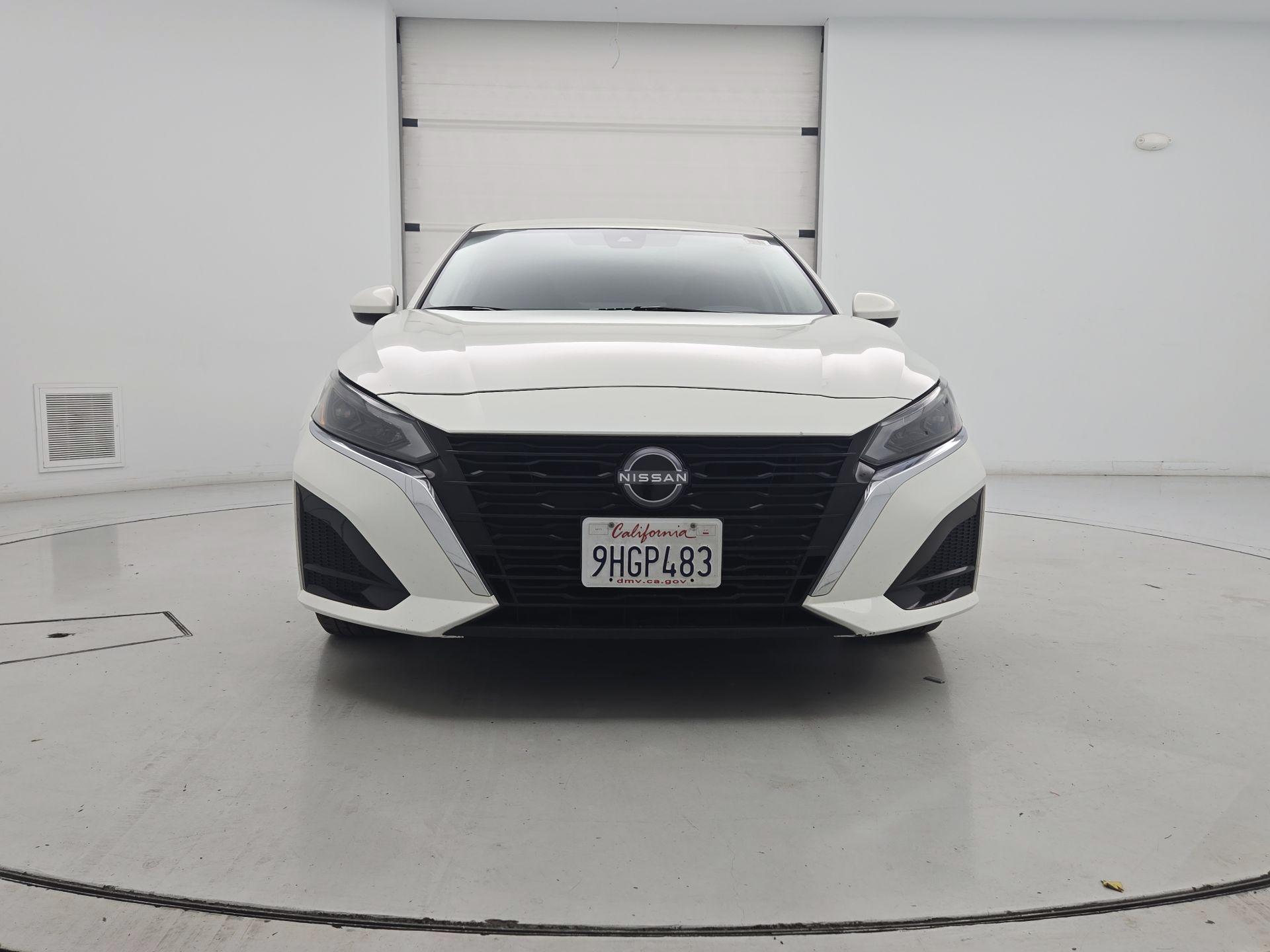 Thumbnail: 2023 Nissan Altima - 2
