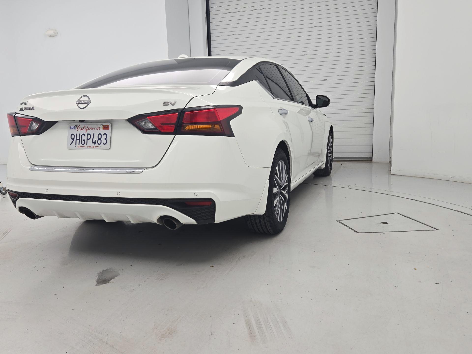 Thumbnail: 2023 Nissan Altima - 5
