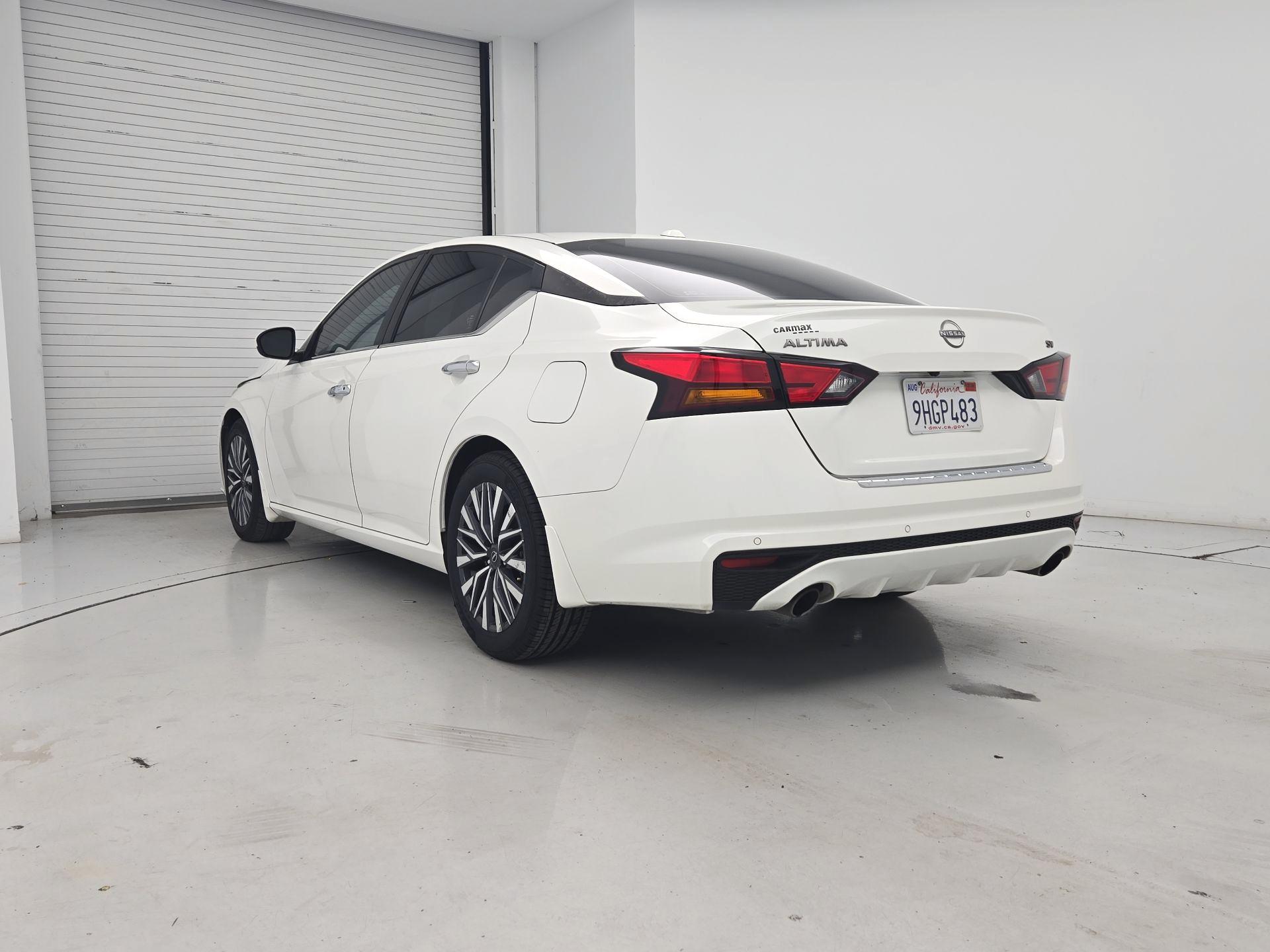 Thumbnail: 2023 Nissan Altima - 7