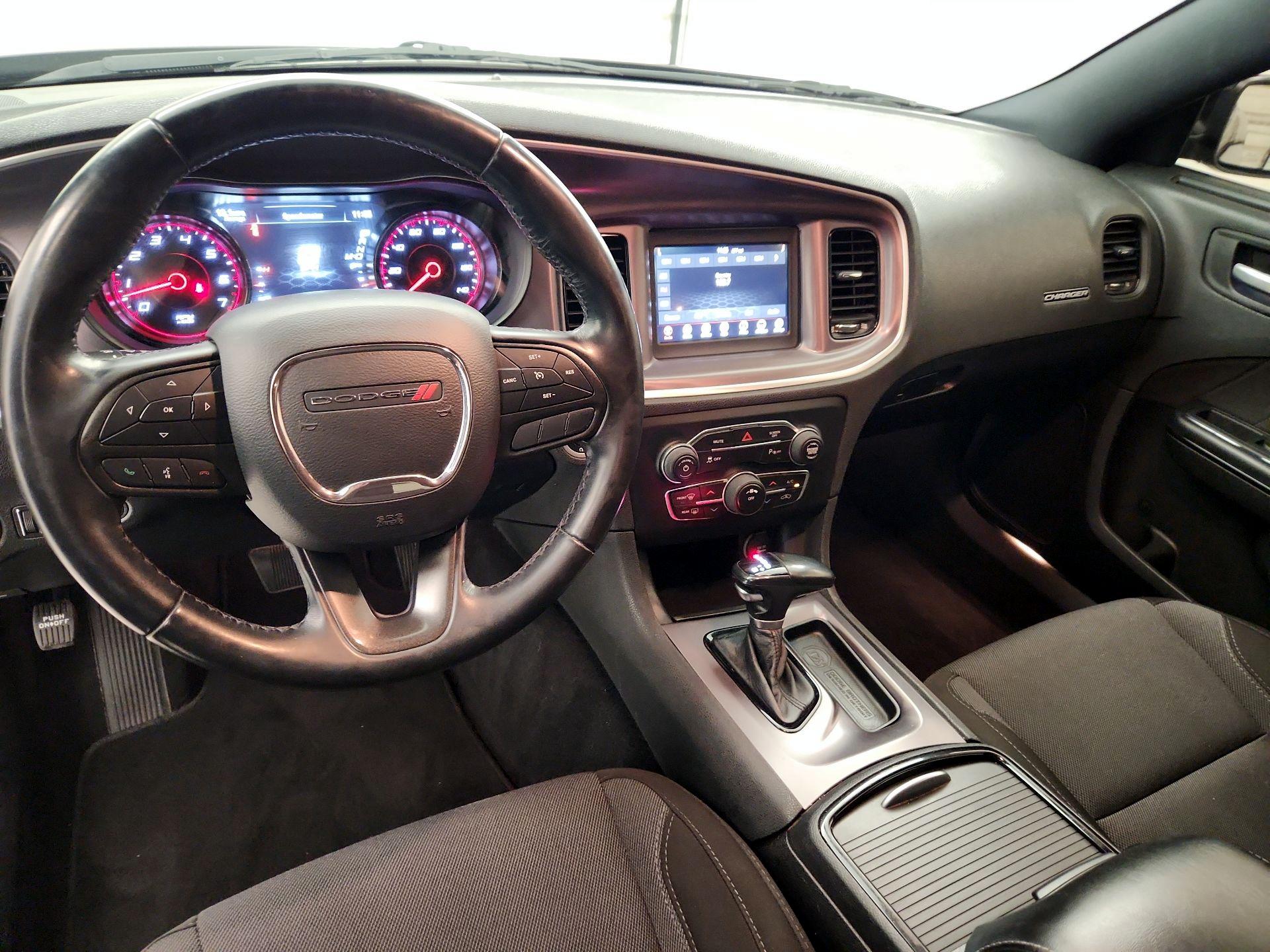 Thumbnail: 2020 Dodge Charger - 9