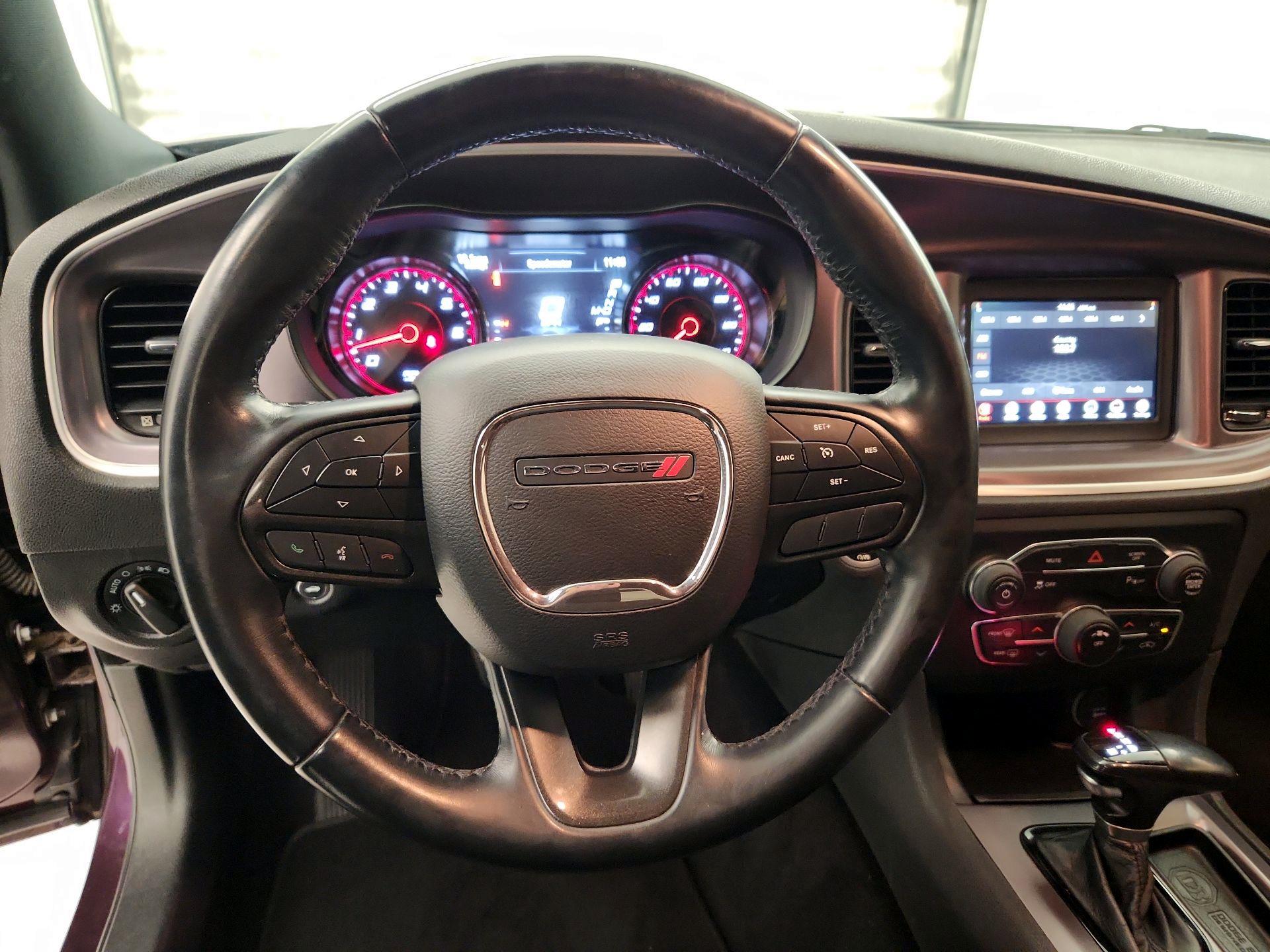 Thumbnail: 2020 Dodge Charger - 10