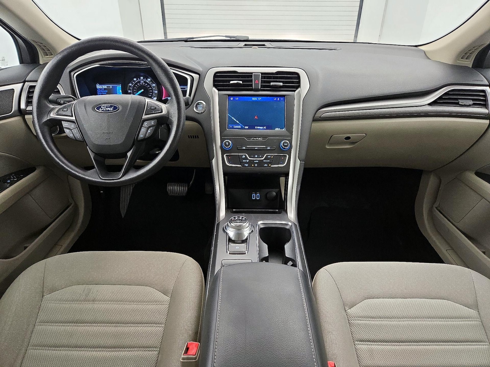 2020 Ford Fusion SE - Photo 10