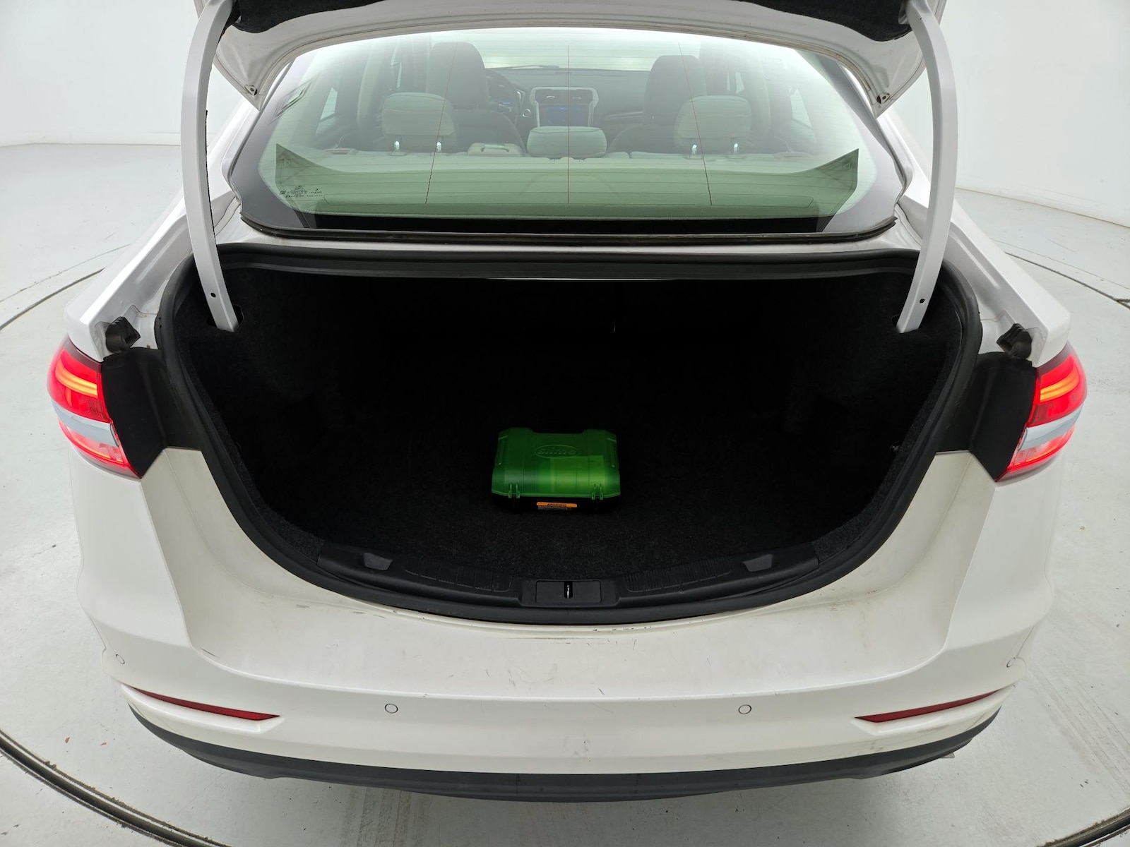 2020 Ford Fusion SE - Photo 22