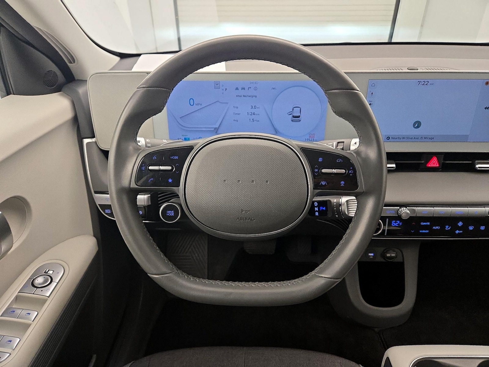 2024 Hyundai IONIQ 5 SE - Photo 11