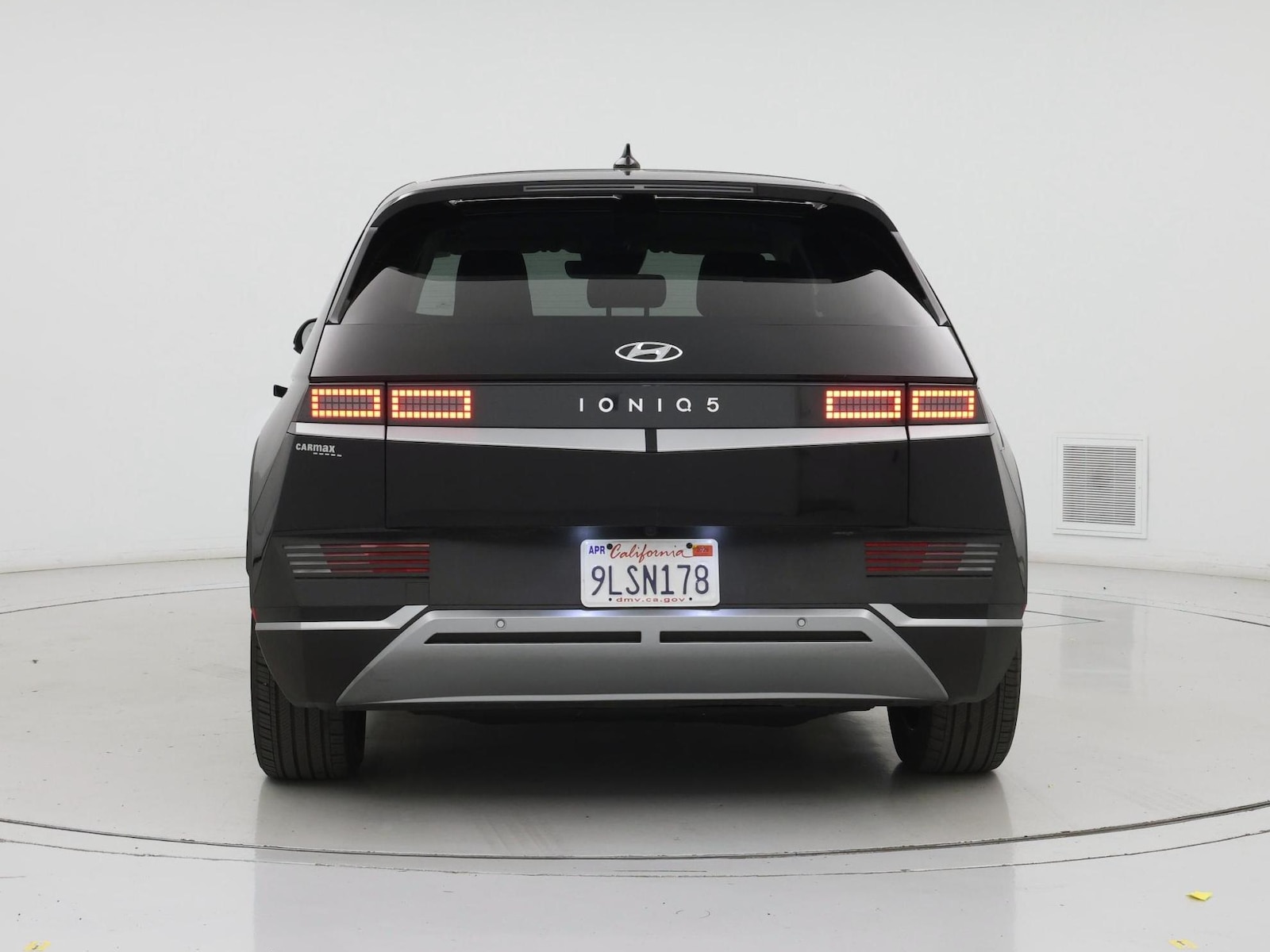 2024 Hyundai IONIQ 5 SE - Photo 7