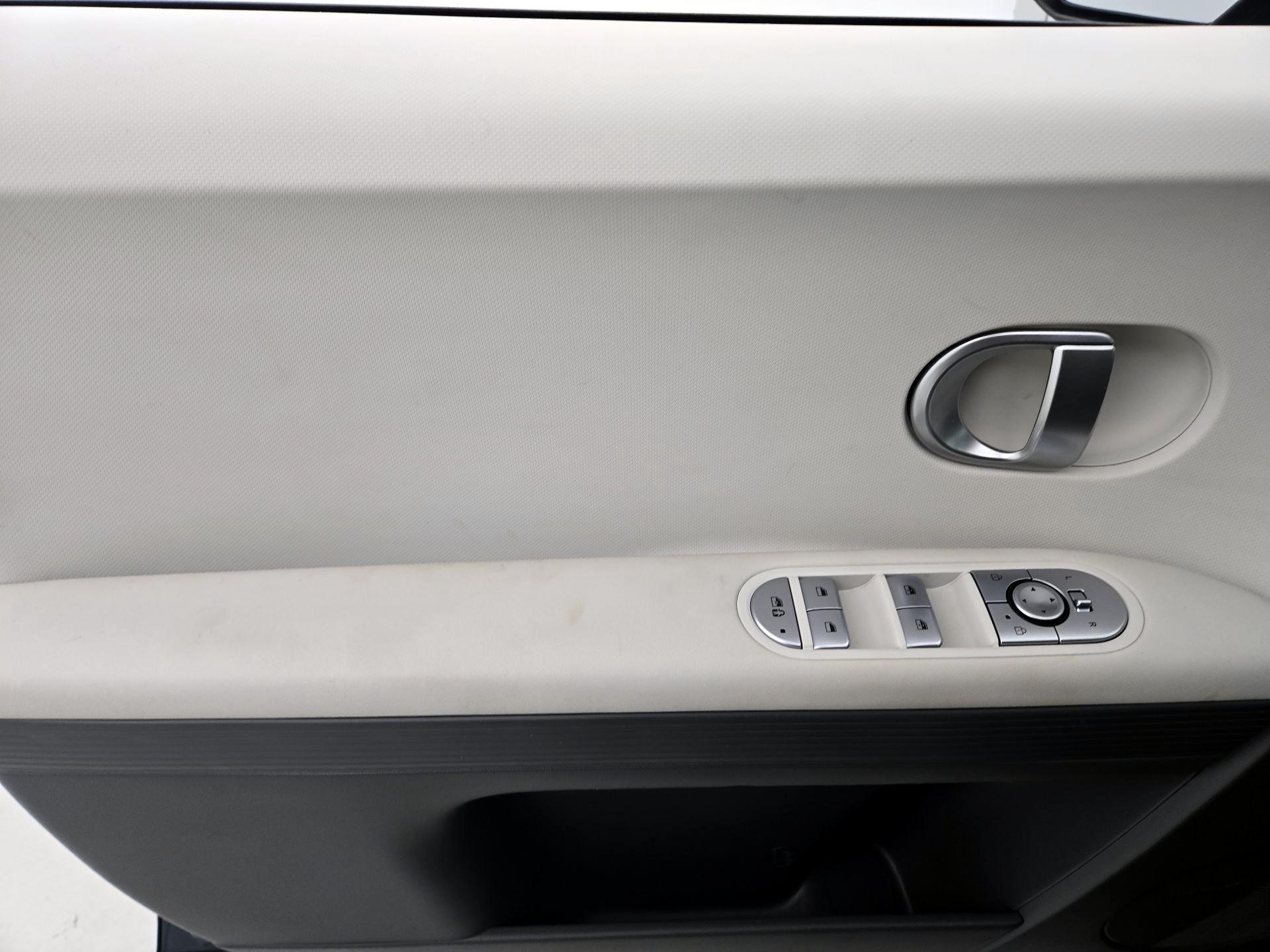 Thumbnail: 2024 Hyundai Ioniq 5 - 12