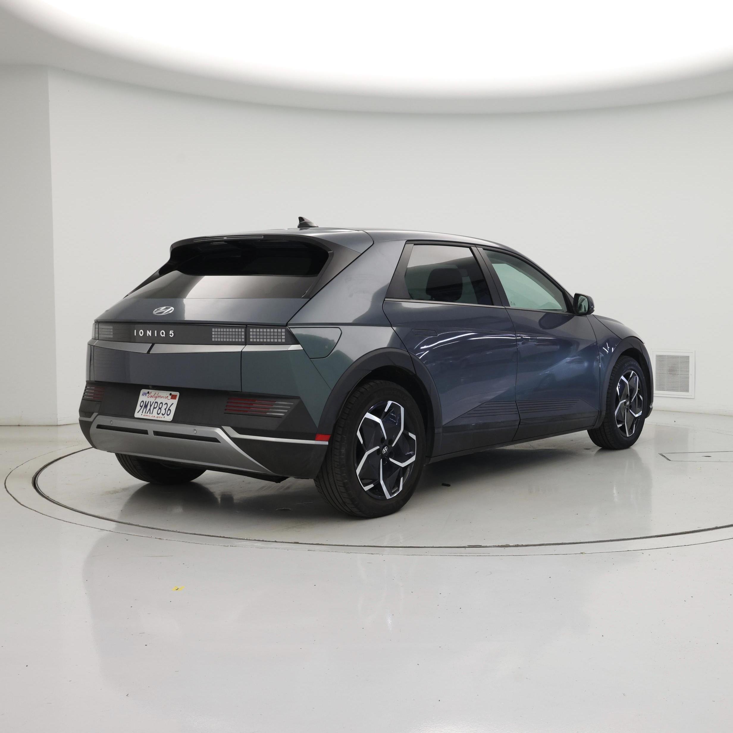 Thumbnail: 2024 Hyundai Ioniq 5 - 8