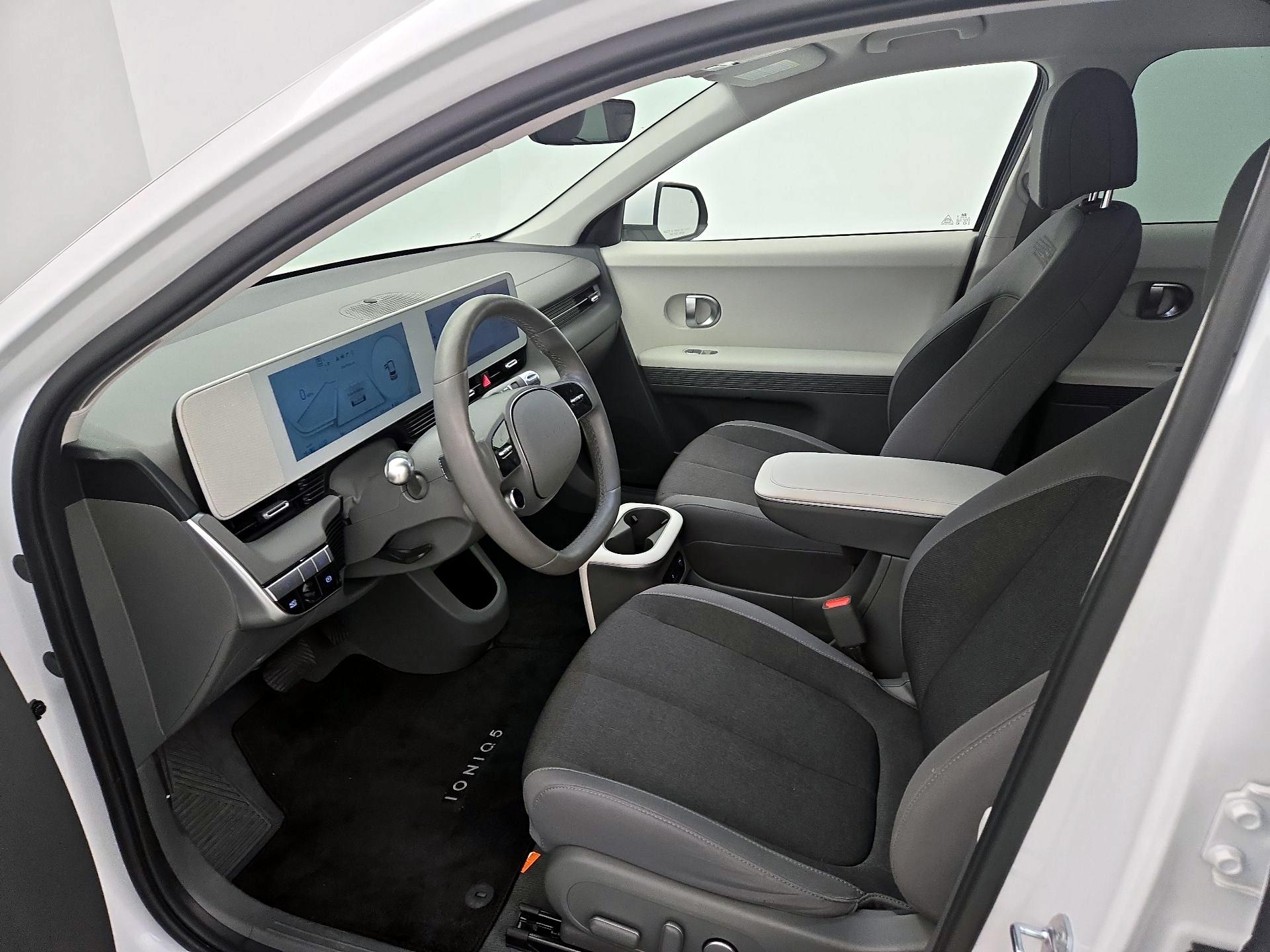 Thumbnail: 2024 Hyundai Ioniq 5 - 11