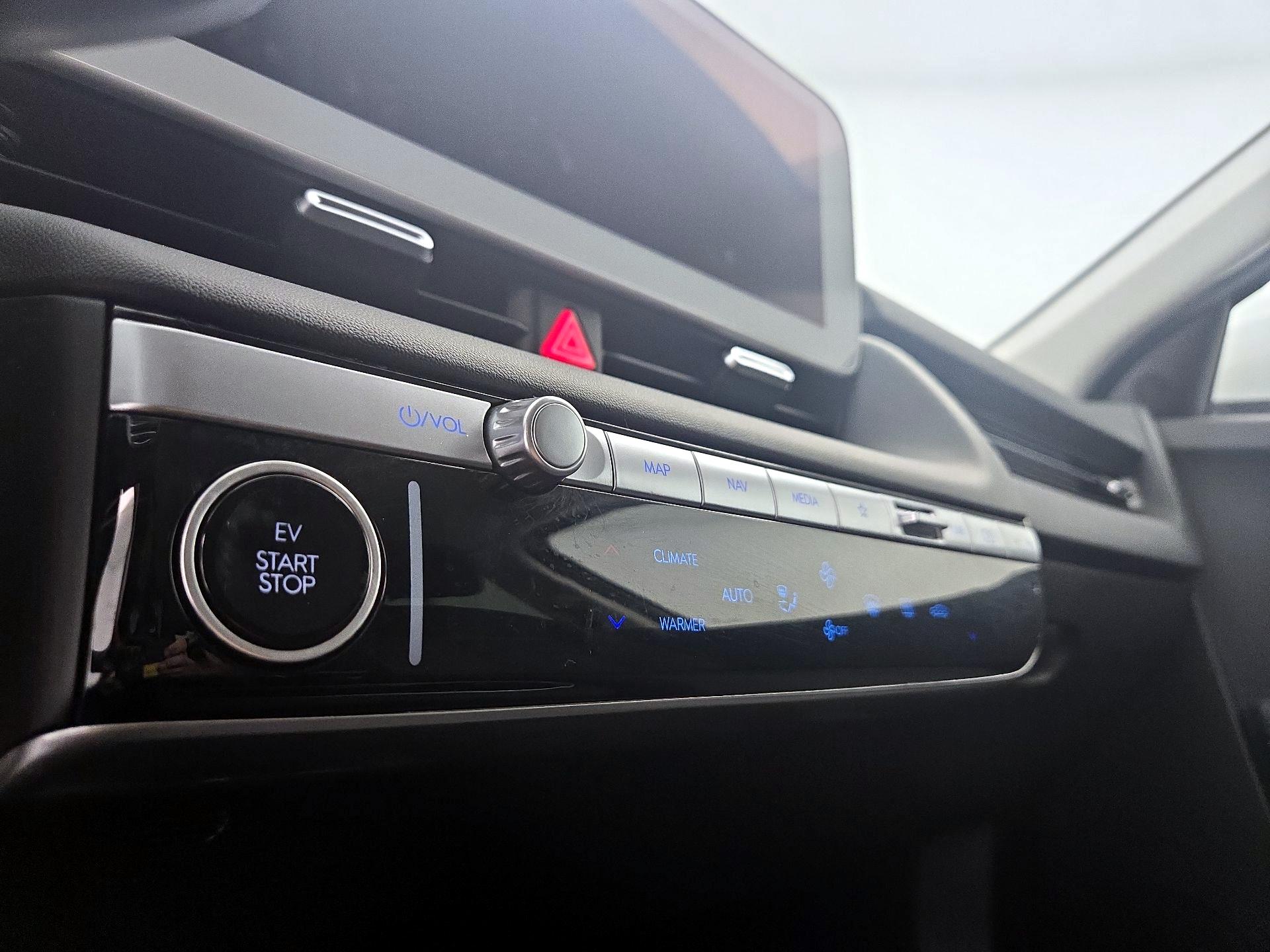 Thumbnail: 2024 Hyundai Ioniq 5 - 17