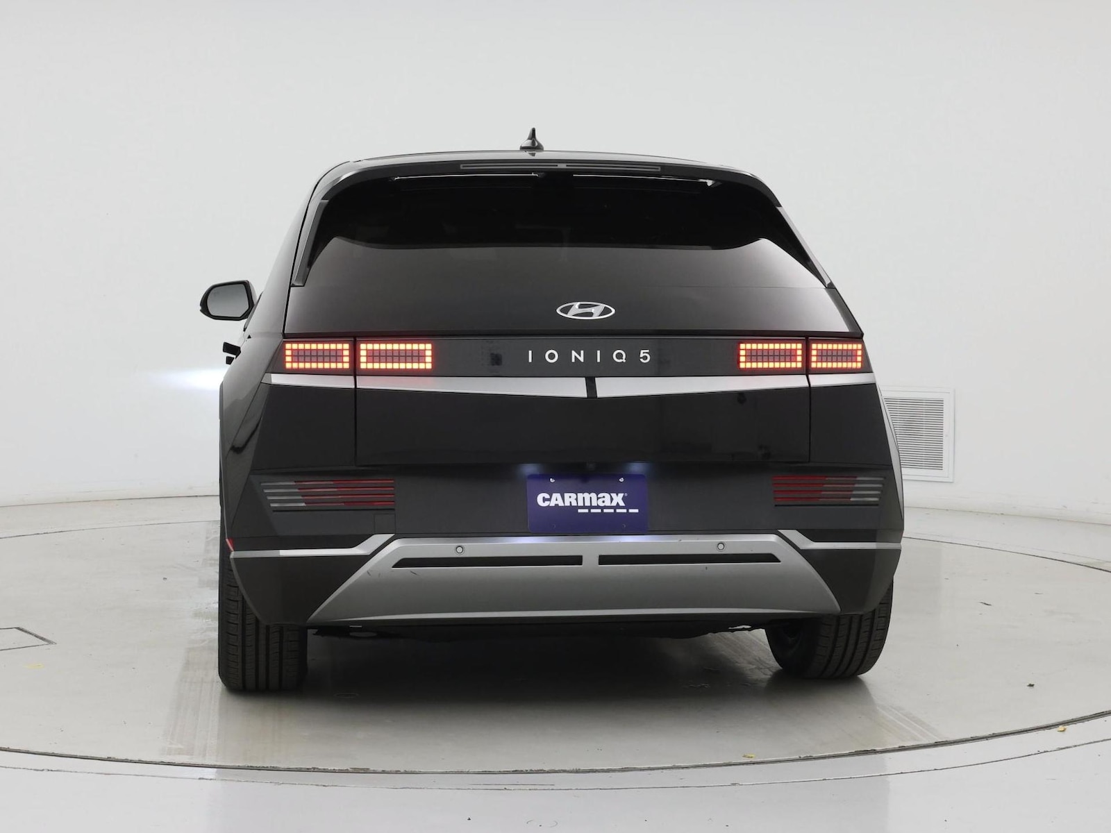 2023 Hyundai IONIQ 5 SE - Photo 7