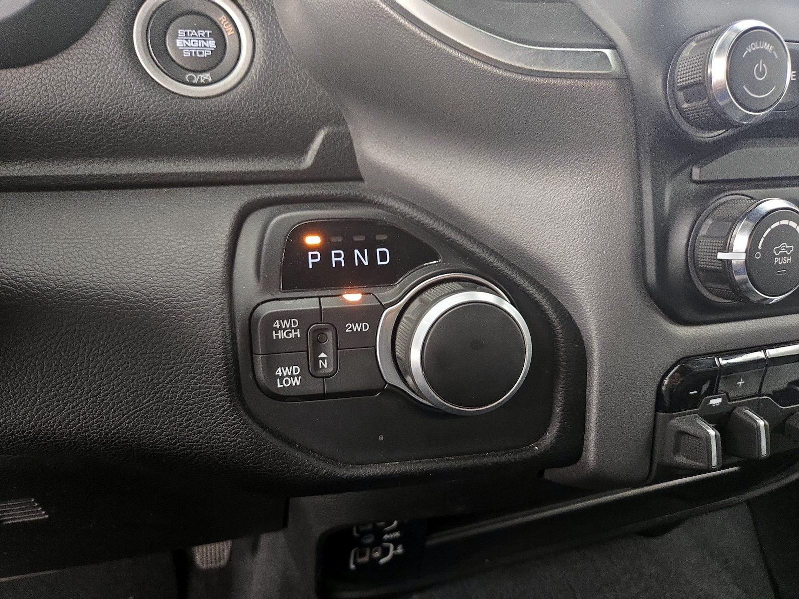 2024 RAM Ram 2500 Pickup Big Horn - Photo 18