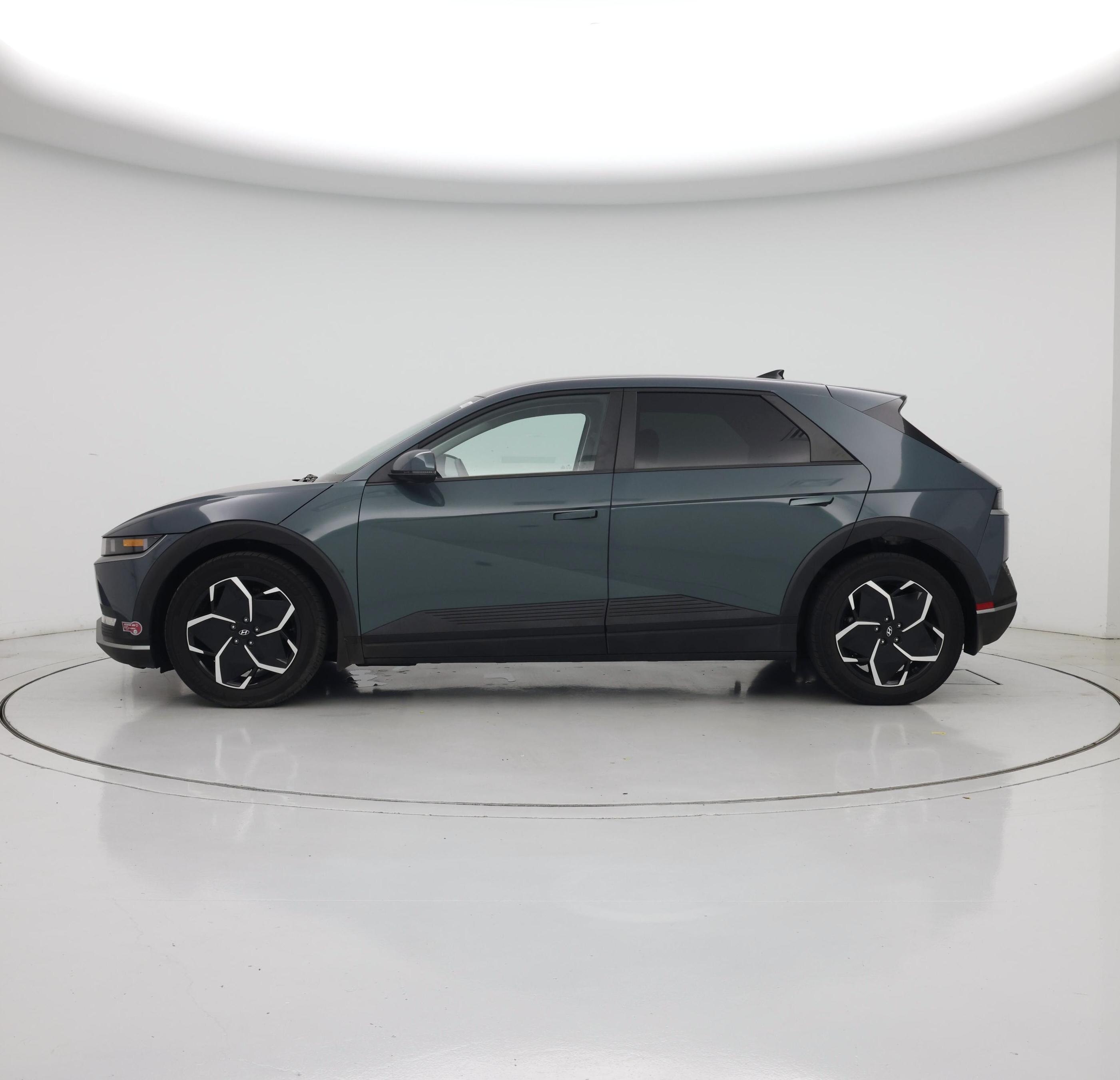 Thumbnail: 2024 Hyundai Ioniq 5 - 3