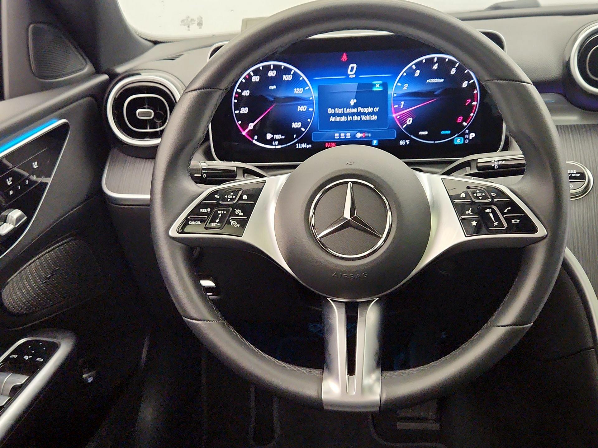 Thumbnail: 2025 Mercedes-Benz C-Class - 10