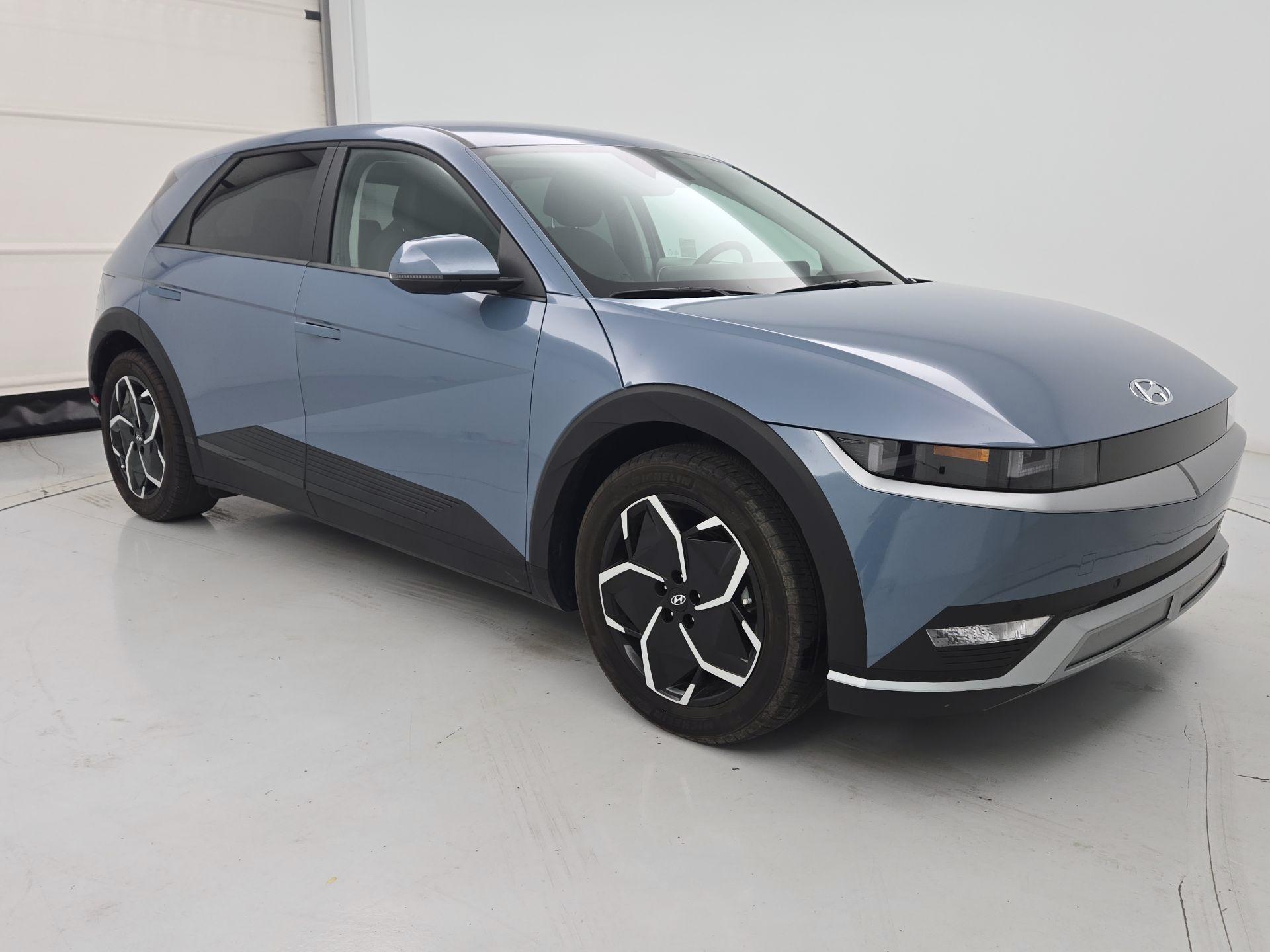 Thumbnail: 2024 Hyundai Ioniq 5 - 1