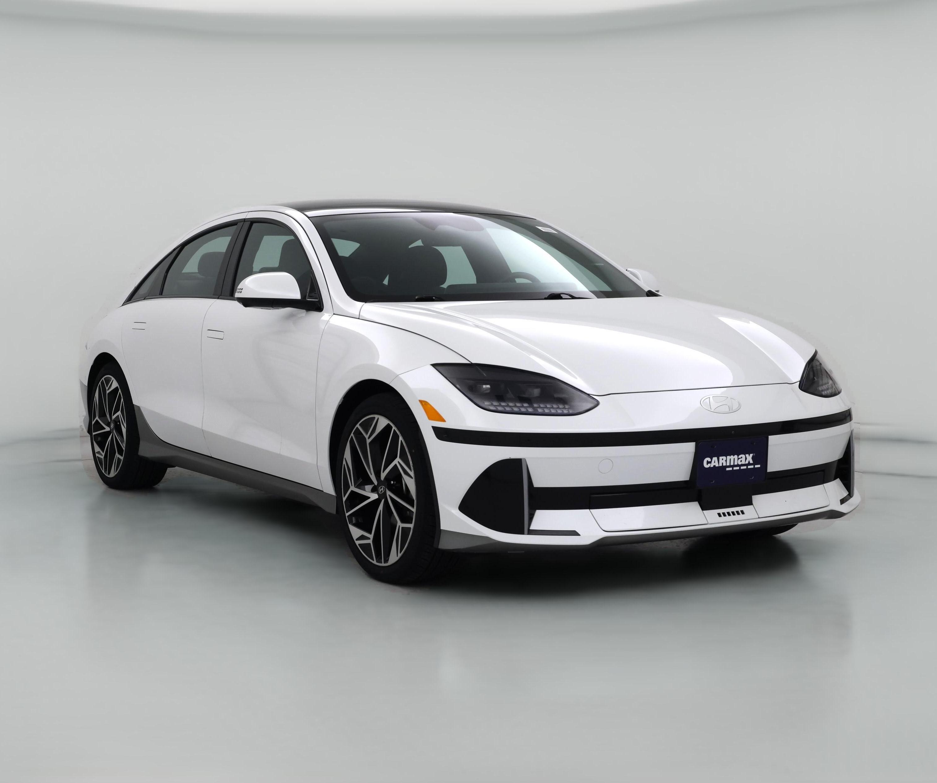 Thumbnail: 2023 Hyundai Ioniq 6 - 1