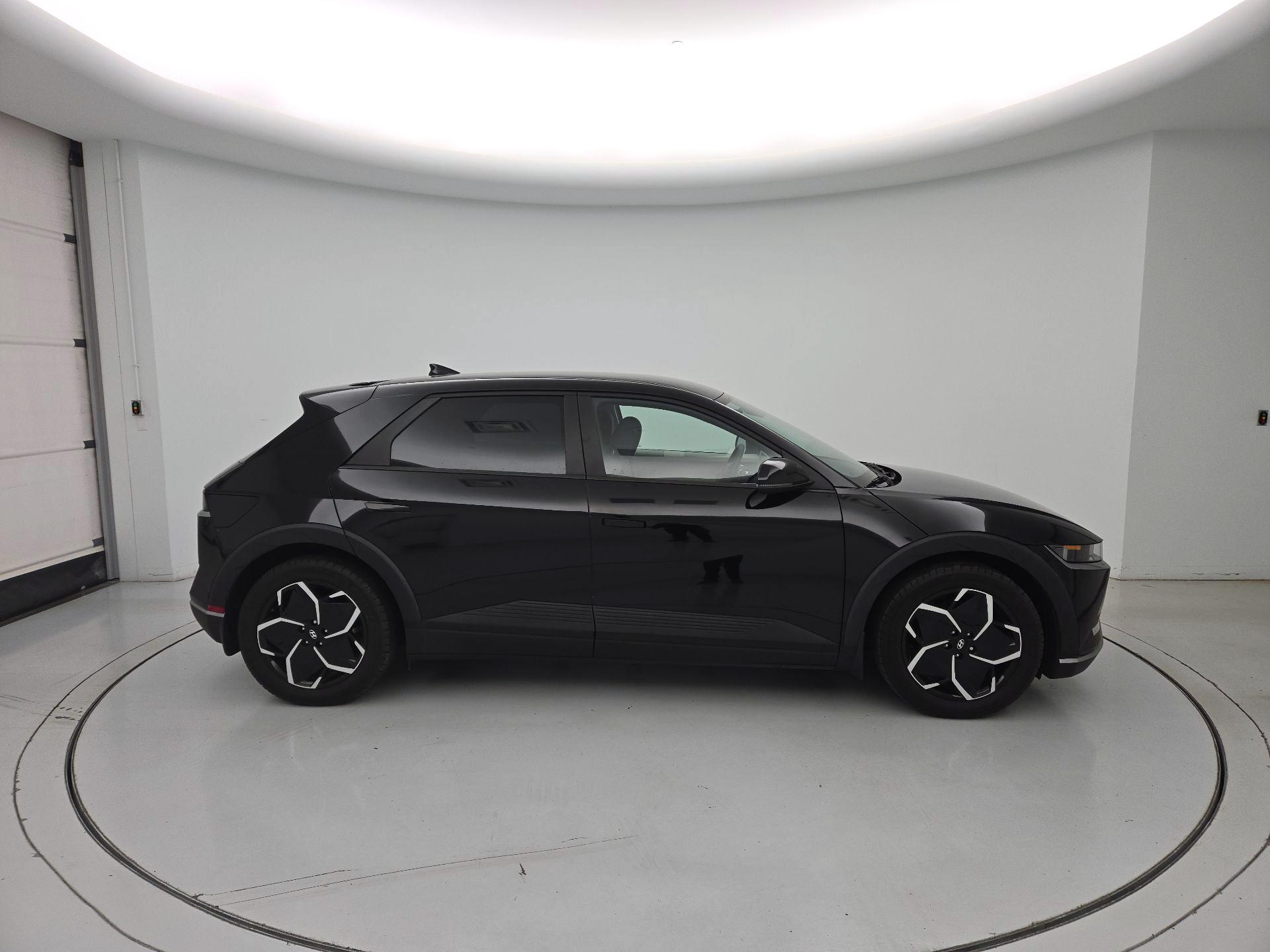 Thumbnail: 2024 Hyundai Ioniq 5 - 4