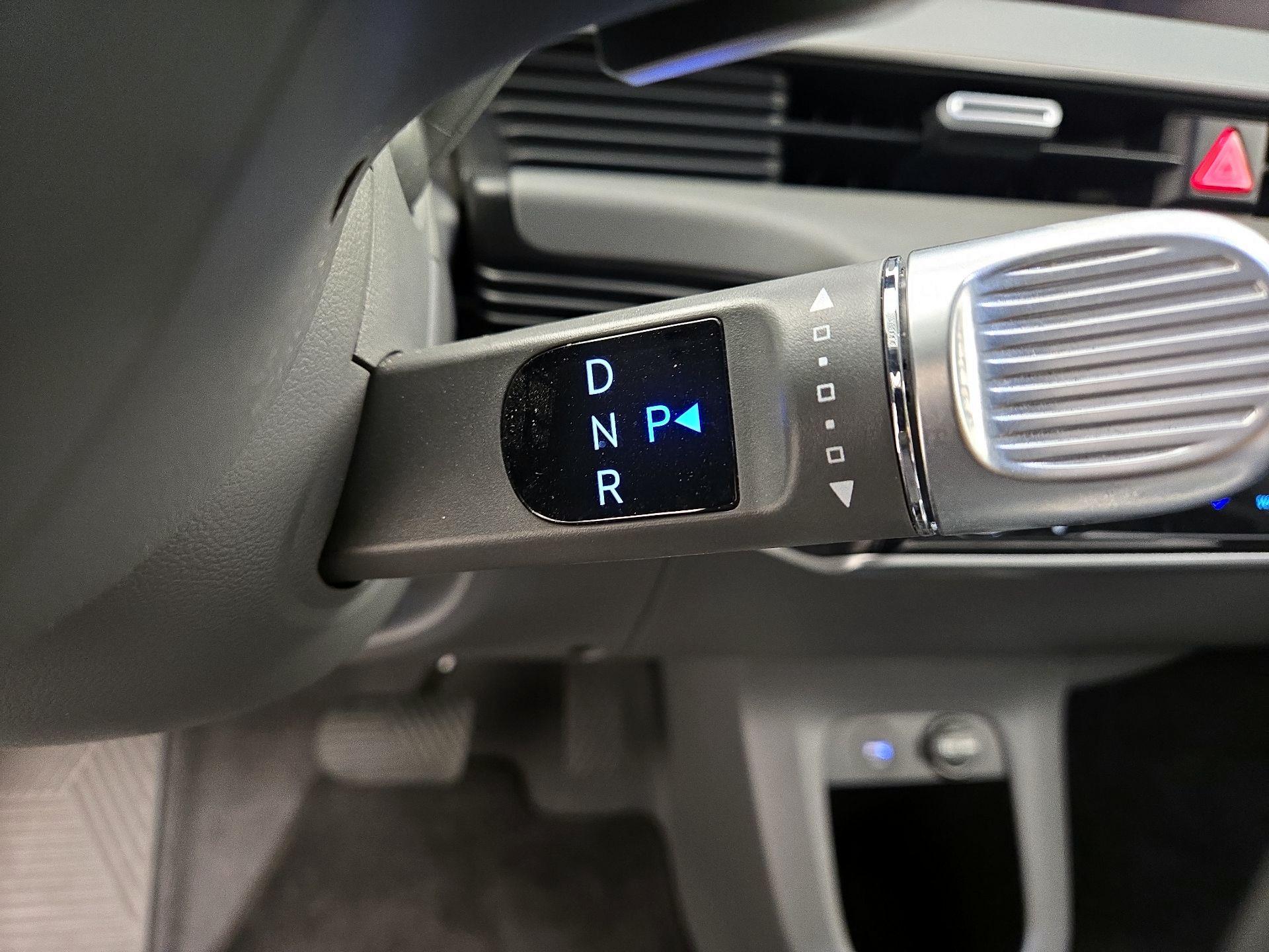 Thumbnail: 2024 Hyundai Ioniq 5 - 16