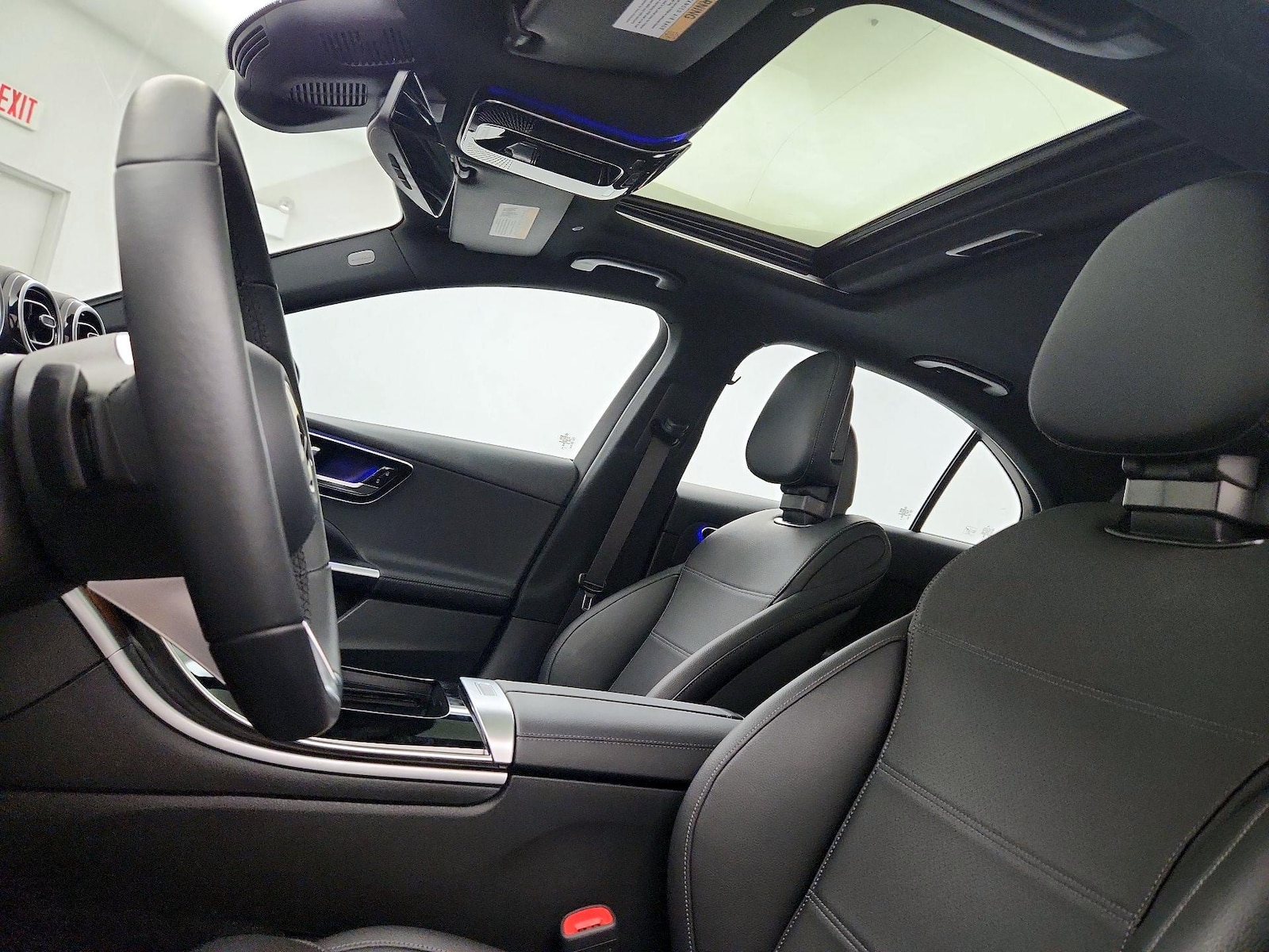 2025 Mercedes-Benz C-Class Sedan C 300 - Photo 20