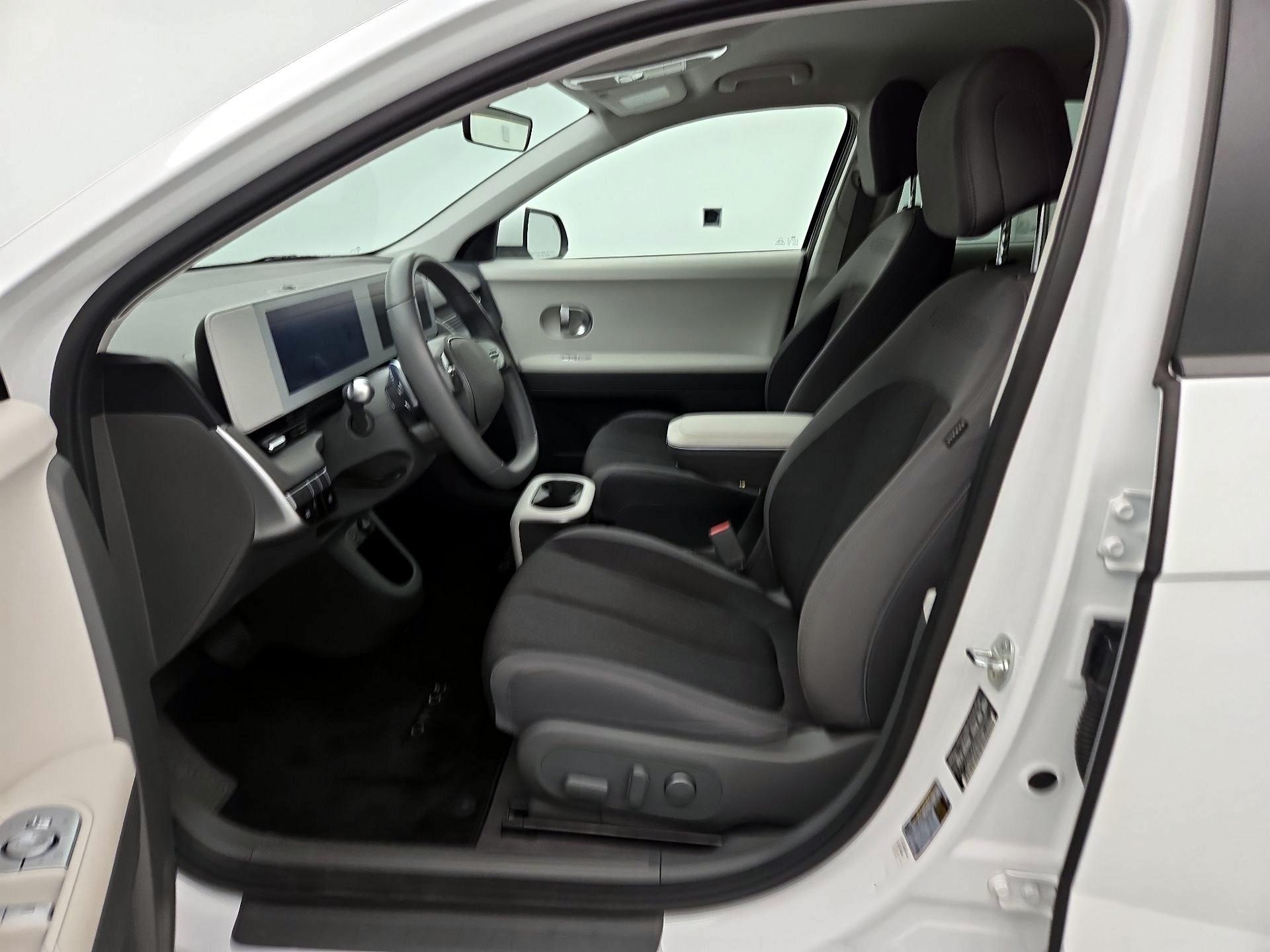 Thumbnail: 2024 Hyundai Ioniq 5 - 9