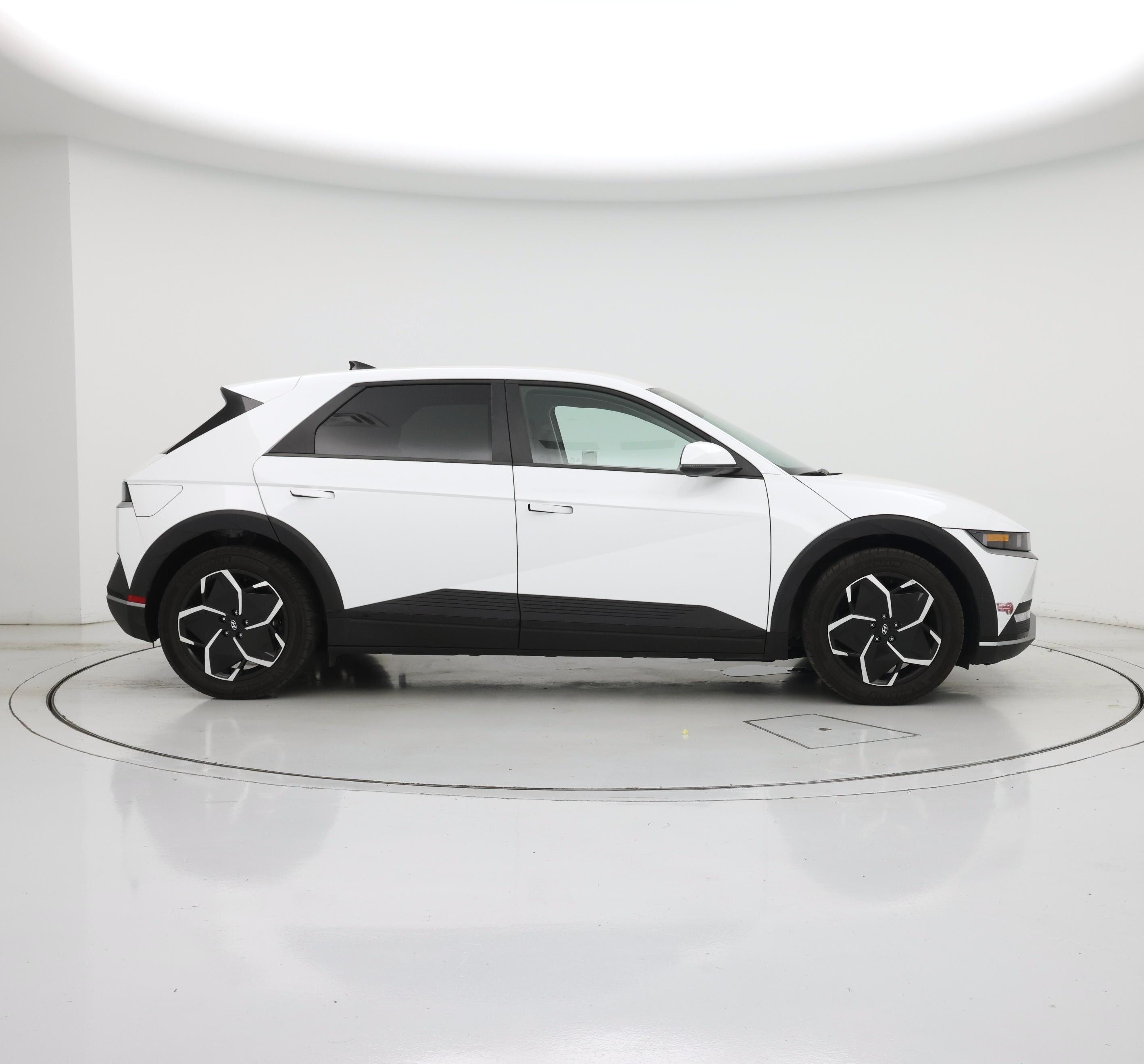 Thumbnail: 2024 Hyundai Ioniq 5 - 7